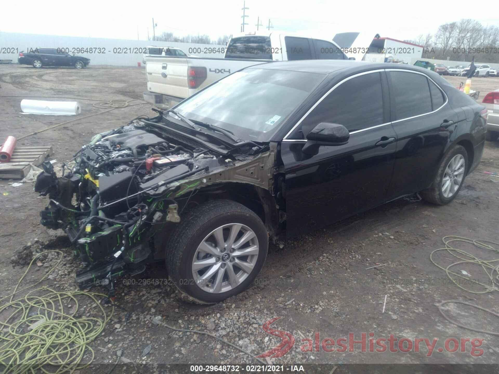 4T1C11AK9LU857958 2020 TOYOTA CAMRY