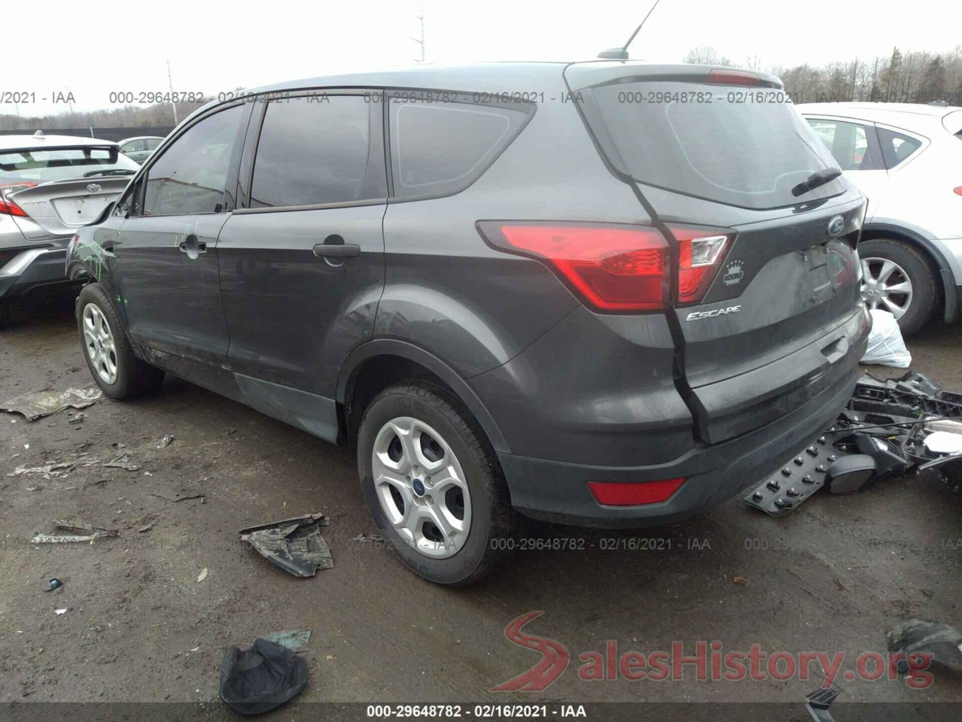 1FMCU0F76KUB48487 2019 FORD ESCAPE