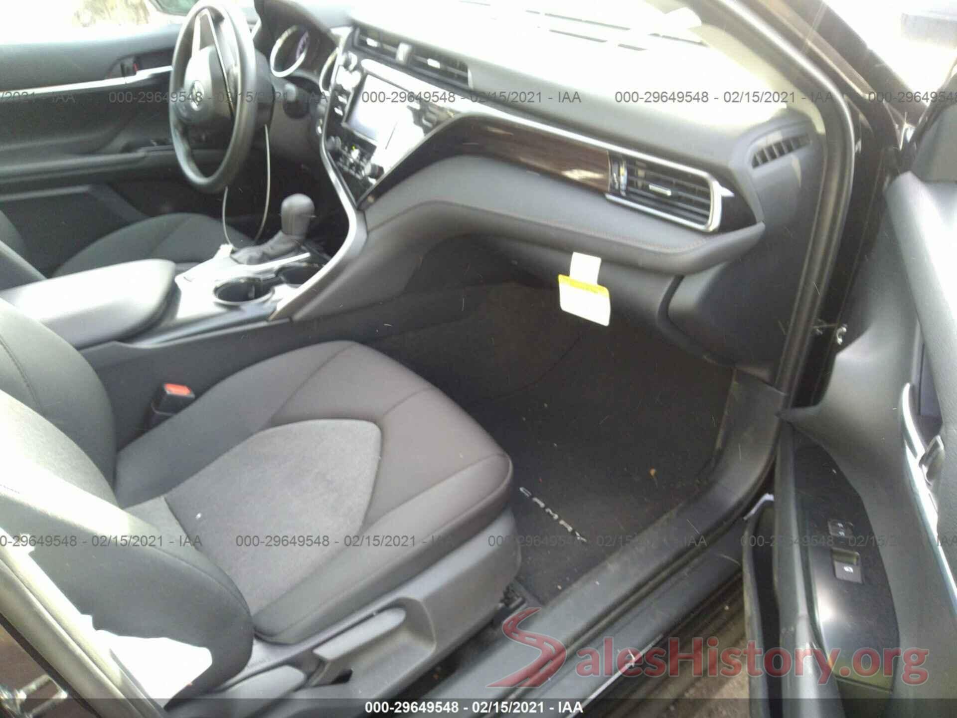 4T1B11HKXKU820594 2019 TOYOTA CAMRY