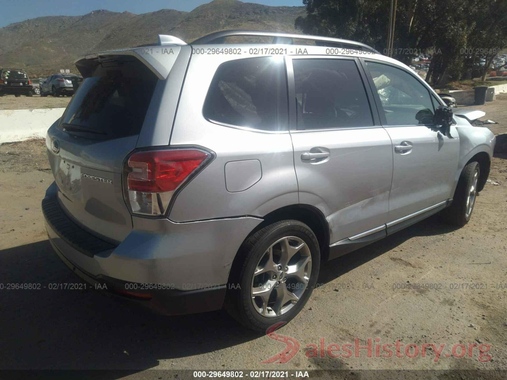 JF2SJAWC5JH516906 2018 SUBARU FORESTER