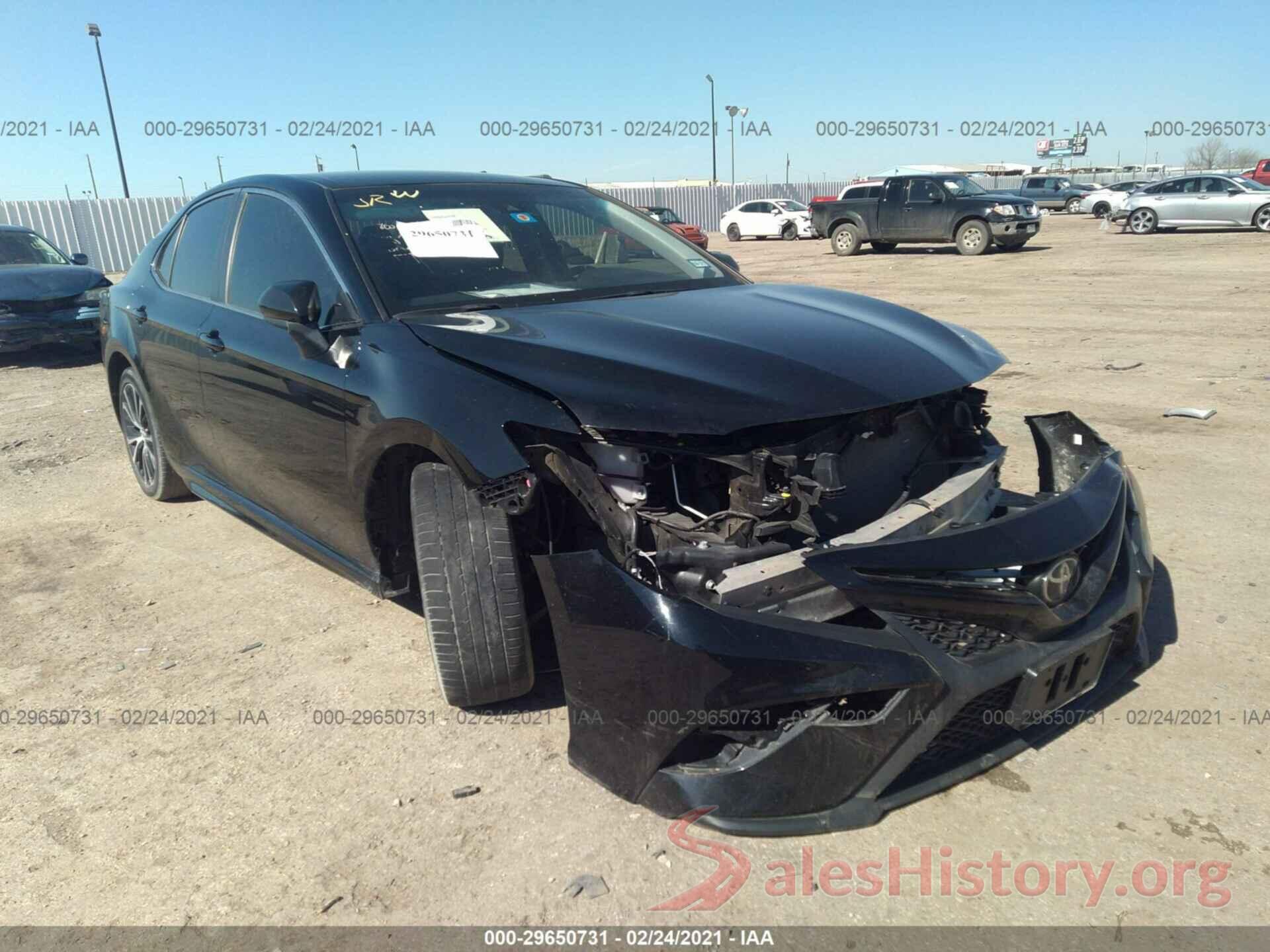 JTNB11HK3J3038481 2018 TOYOTA CAMRY