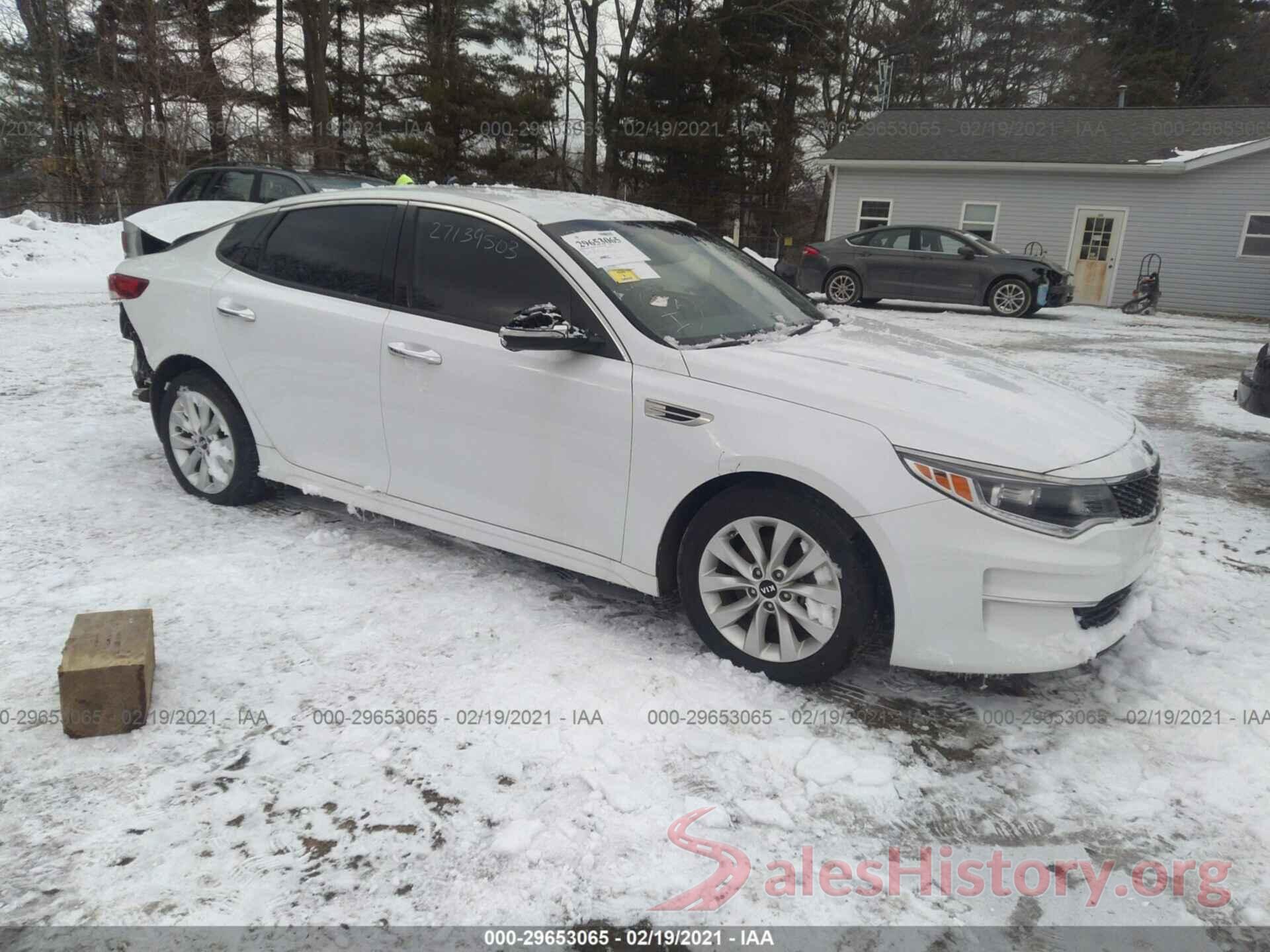 5XXGU4L38JG212693 2018 KIA OPTIMA