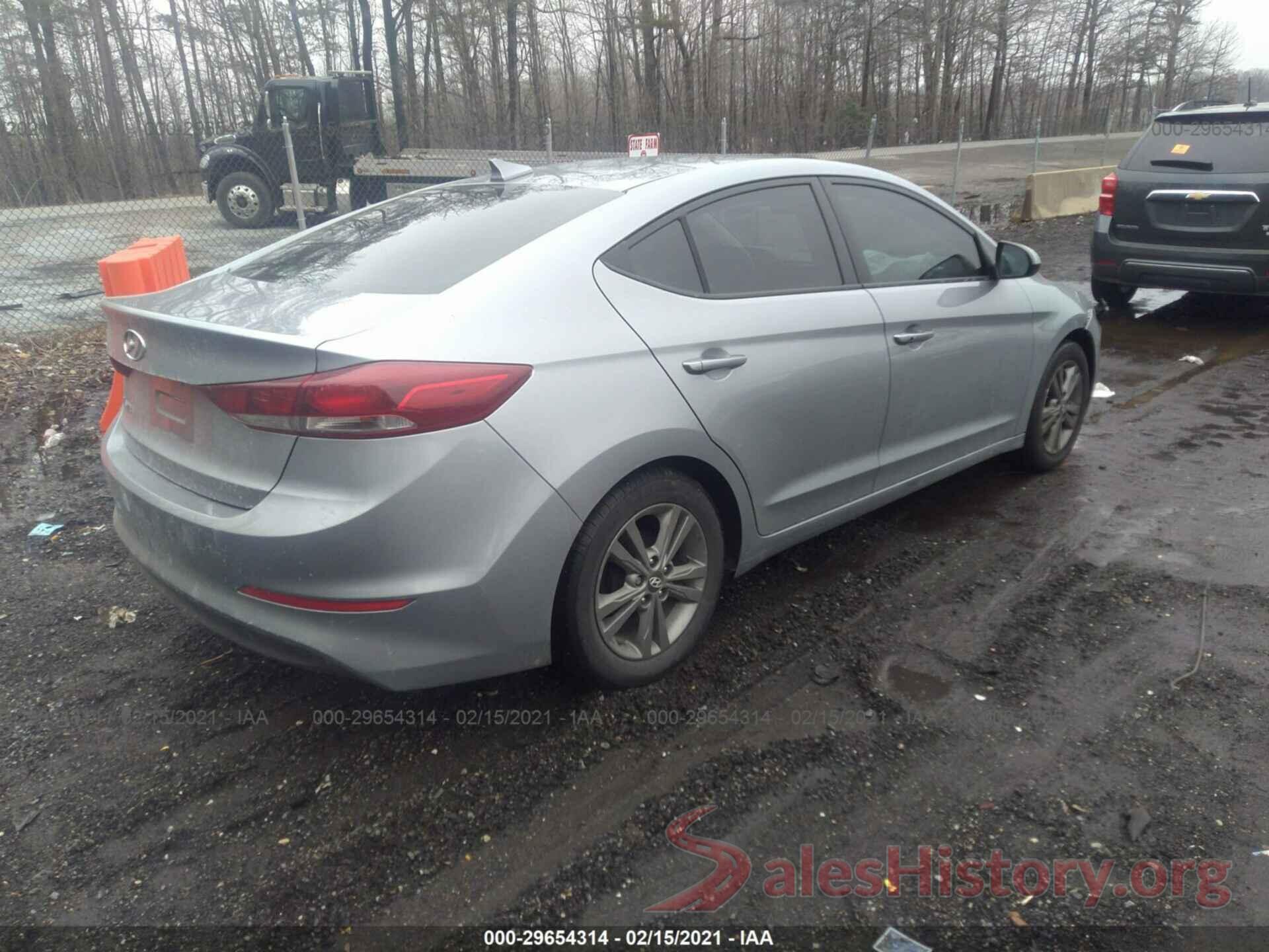 5NPD84LF8HH211978 2017 HYUNDAI ELANTRA