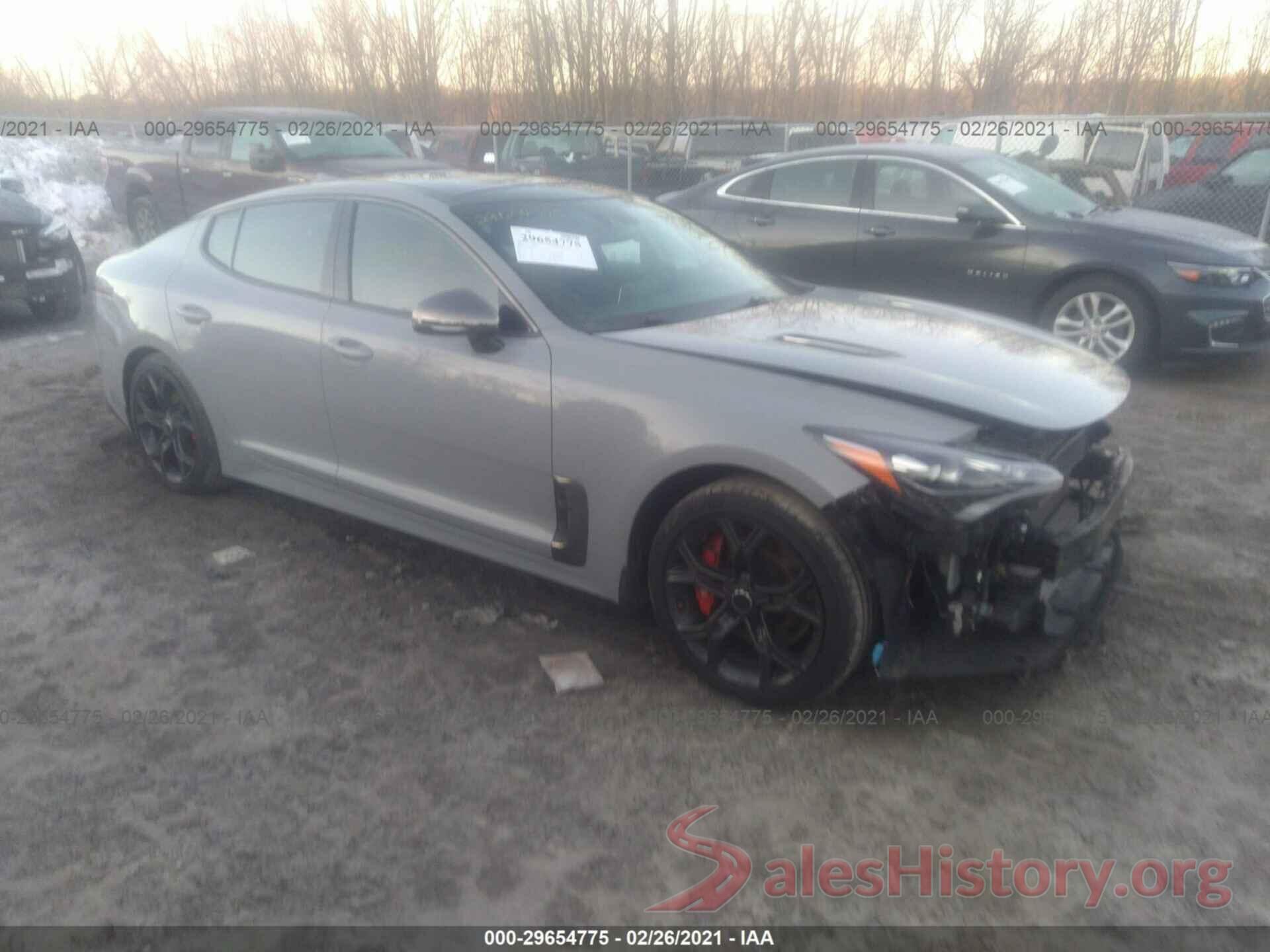 KNAE55LC9J6032998 2018 KIA STINGER