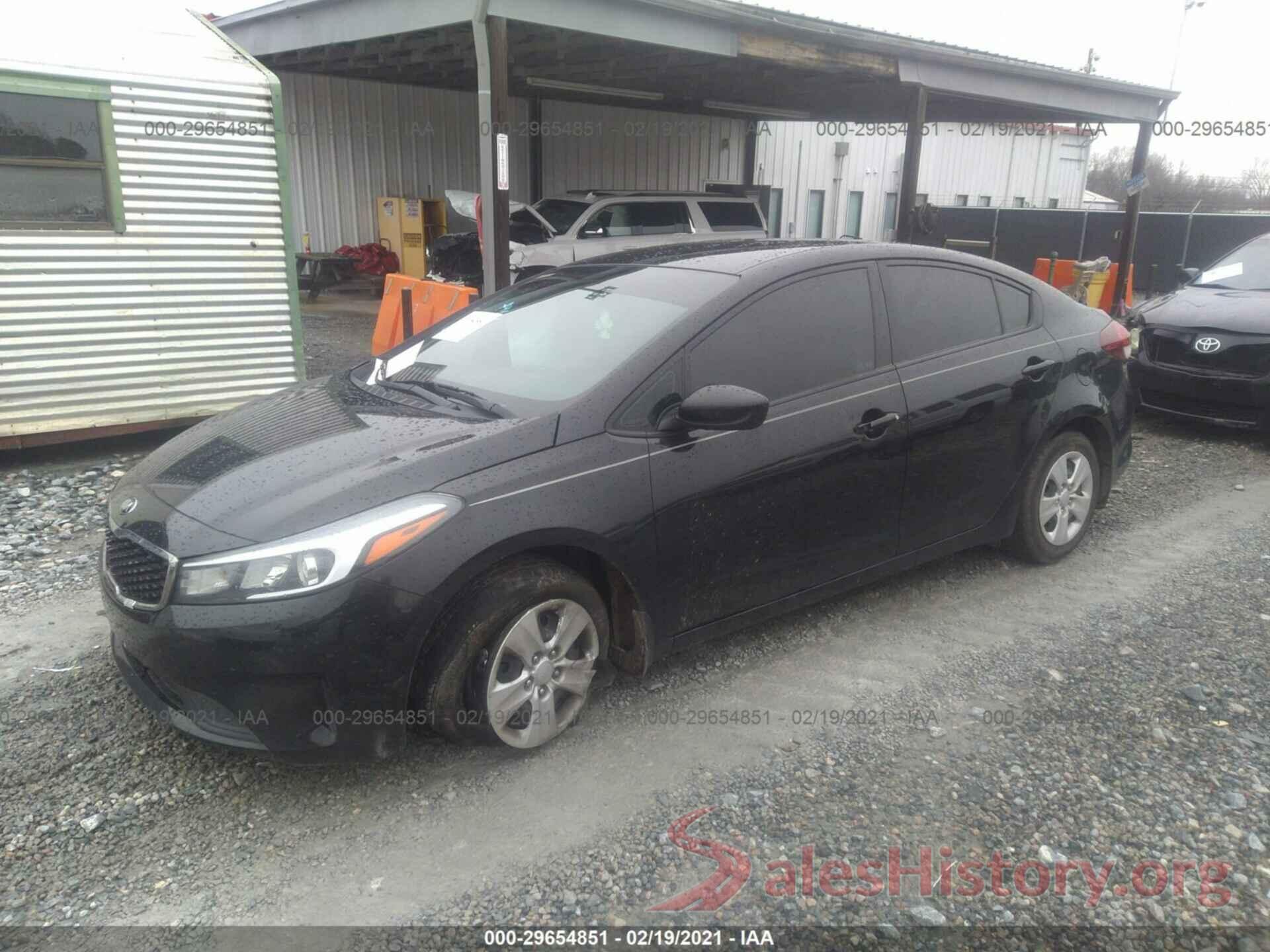 3KPFK4A76HE074968 2017 KIA FORTE