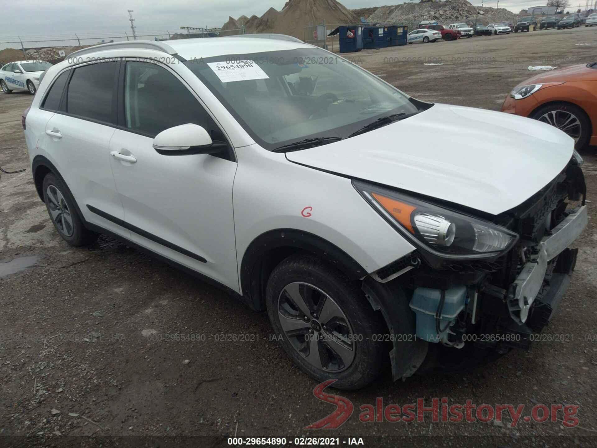 KNDCC3LC4H5086987 2017 KIA NIRO