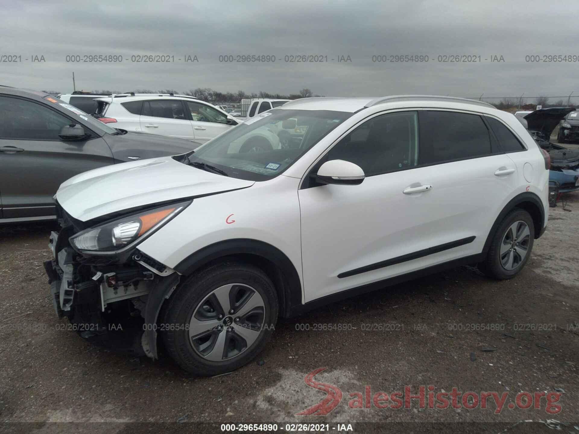 KNDCC3LC4H5086987 2017 KIA NIRO