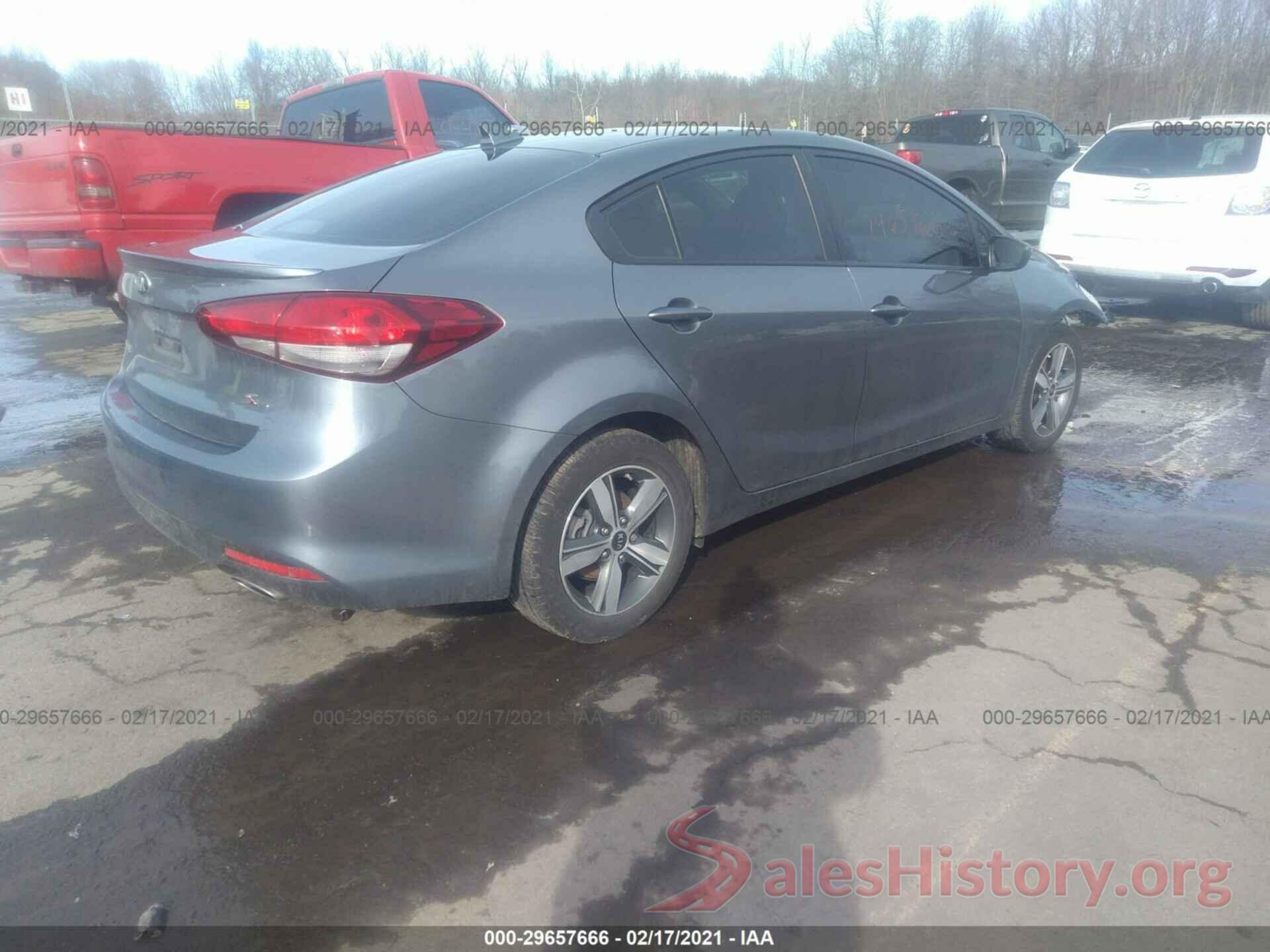 3KPFL4A70JE240971 2018 KIA FORTE