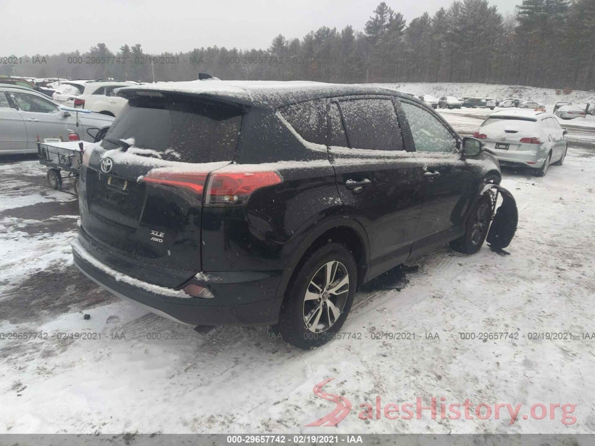 2T3RFREV9JW804356 2018 TOYOTA RAV4