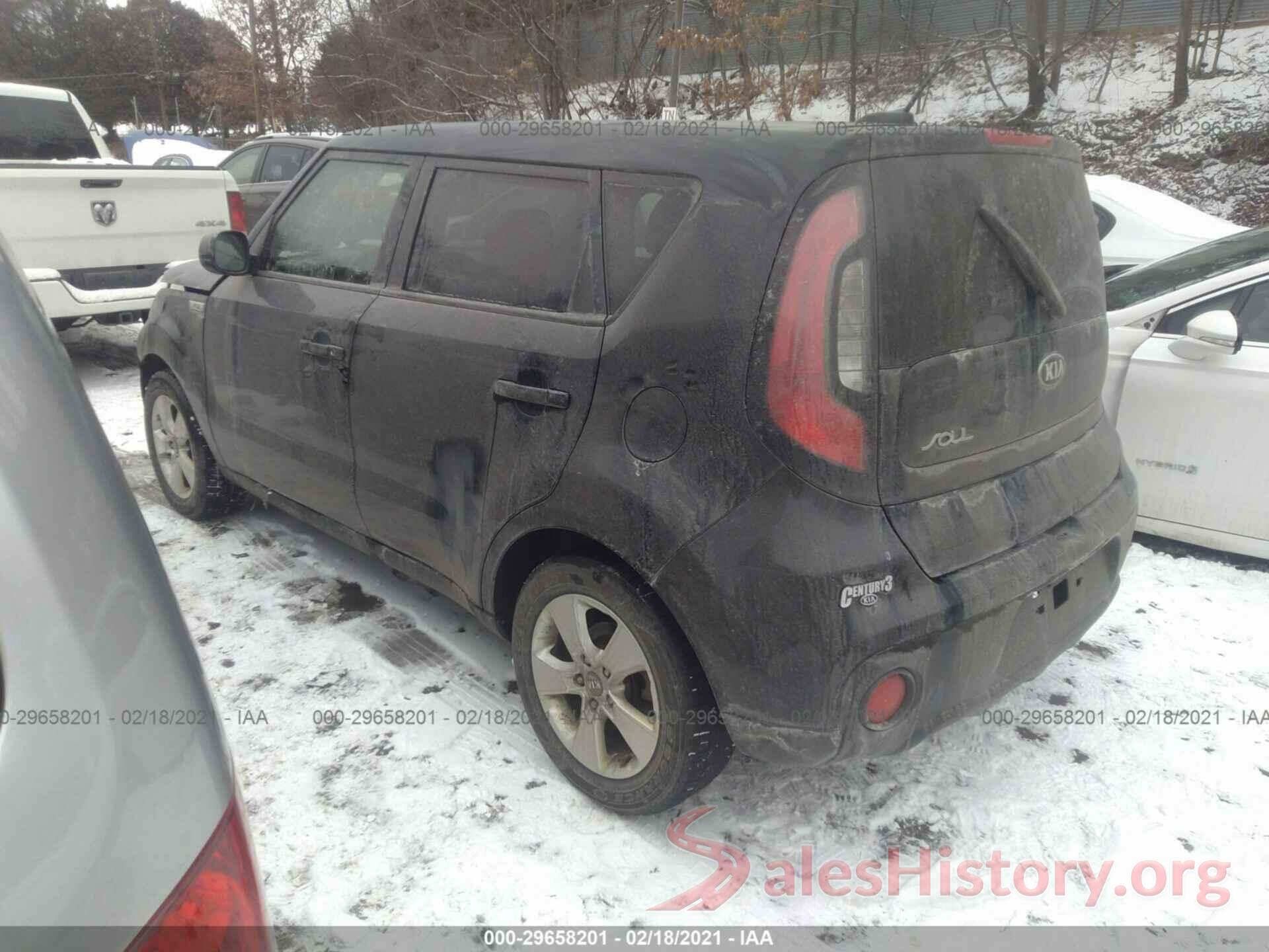 KNDJN2A2XH7429389 2017 KIA SOUL