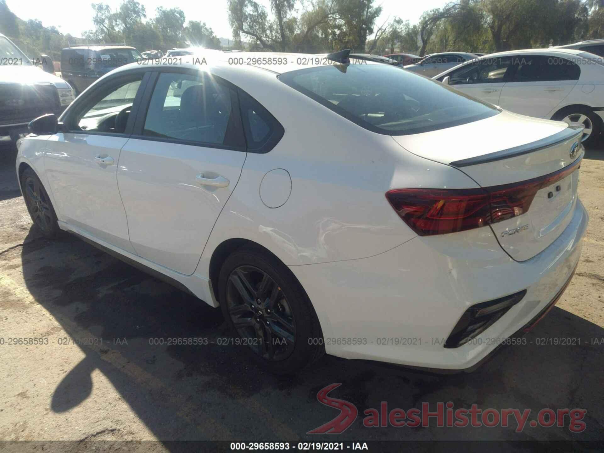 3KPF34AD8ME302904 2021 KIA FORTE