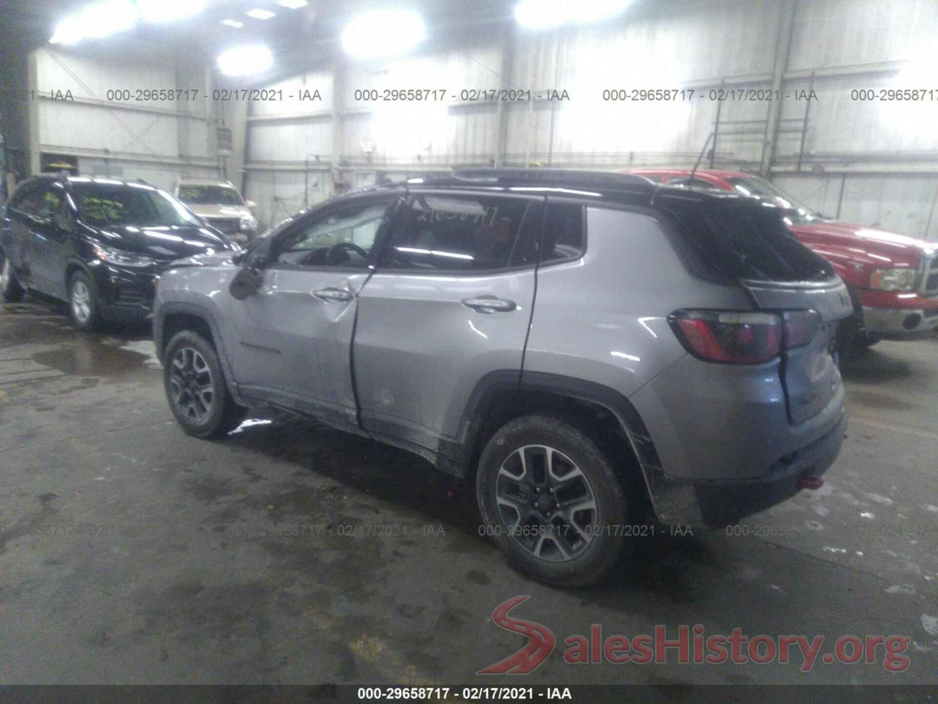 3C4NJDDB3KT780524 2019 JEEP COMPASS