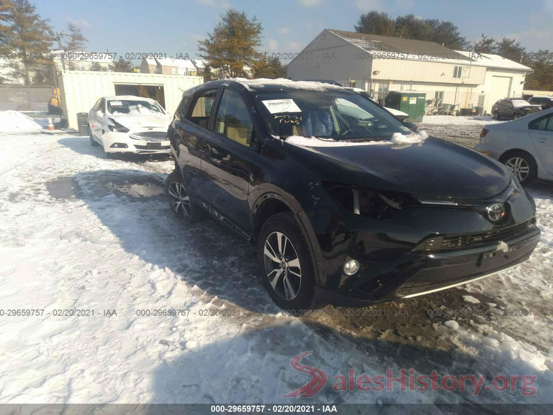 2T3RFREV7JW798346 2018 TOYOTA RAV4