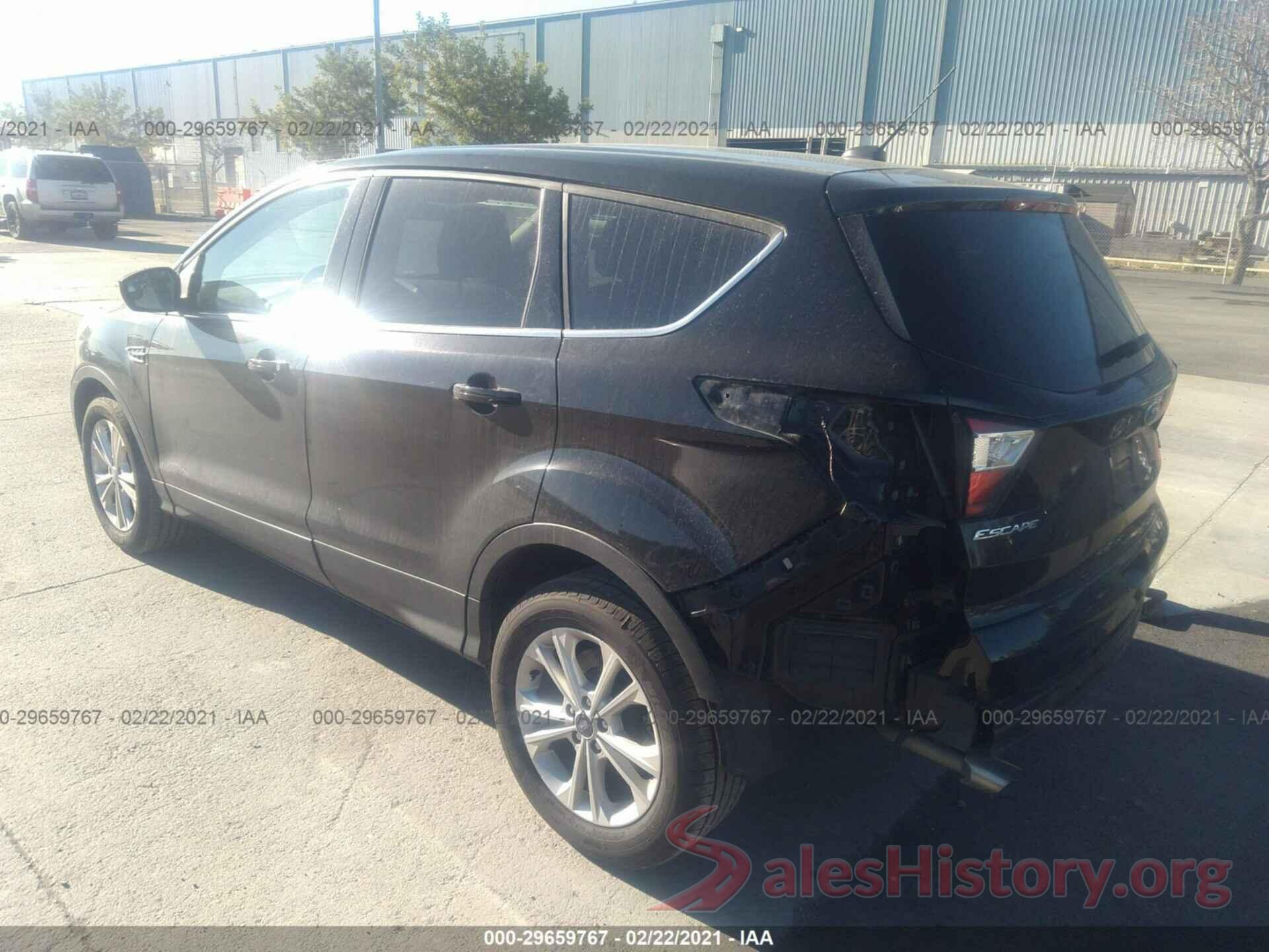 1FMCU0GD1HUC35520 2017 FORD ESCAPE