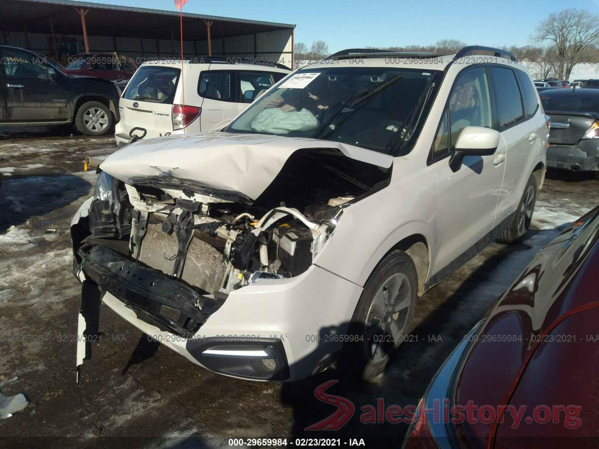 JF2SJAGC4JH413622 2018 SUBARU FORESTER