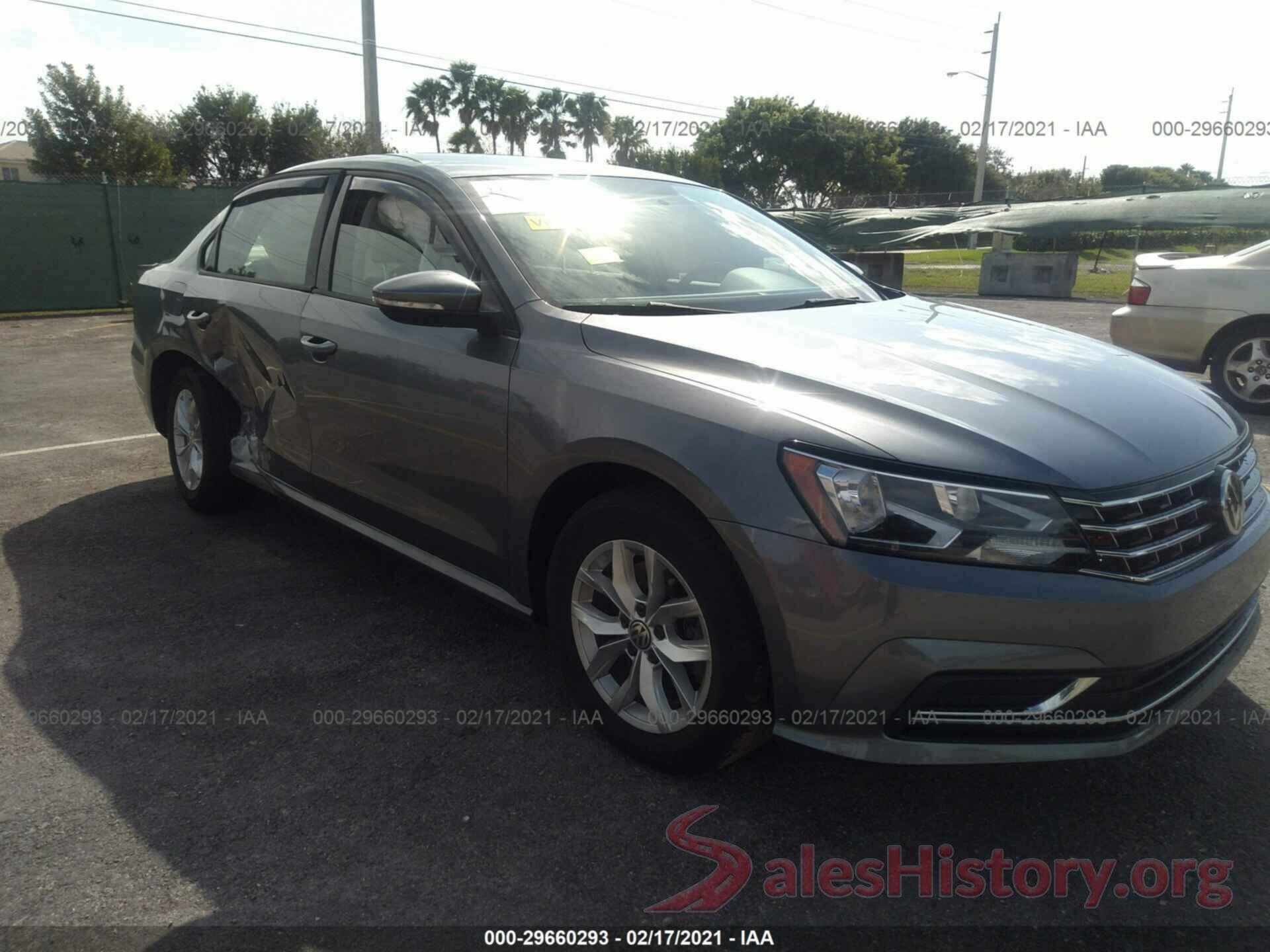 1VWAA7A34JC041117 2018 VOLKSWAGEN PASSAT