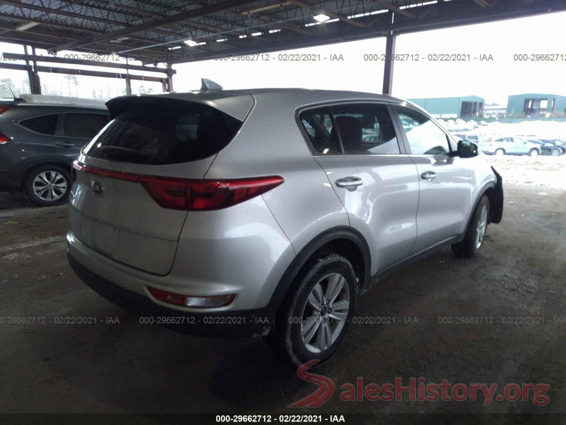 KNDPMCAC9J7412732 2018 KIA SPORTAGE