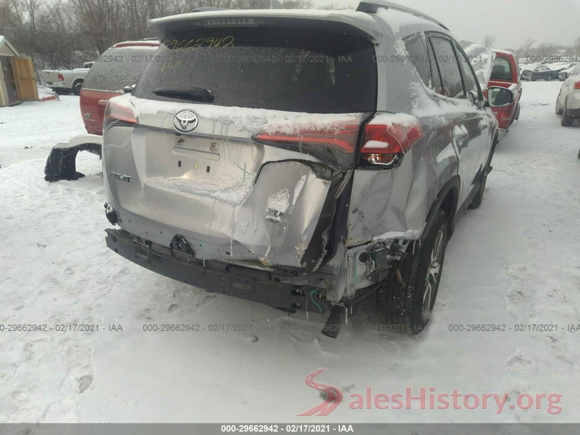 2T3RFREV8HW674385 2017 TOYOTA RAV4