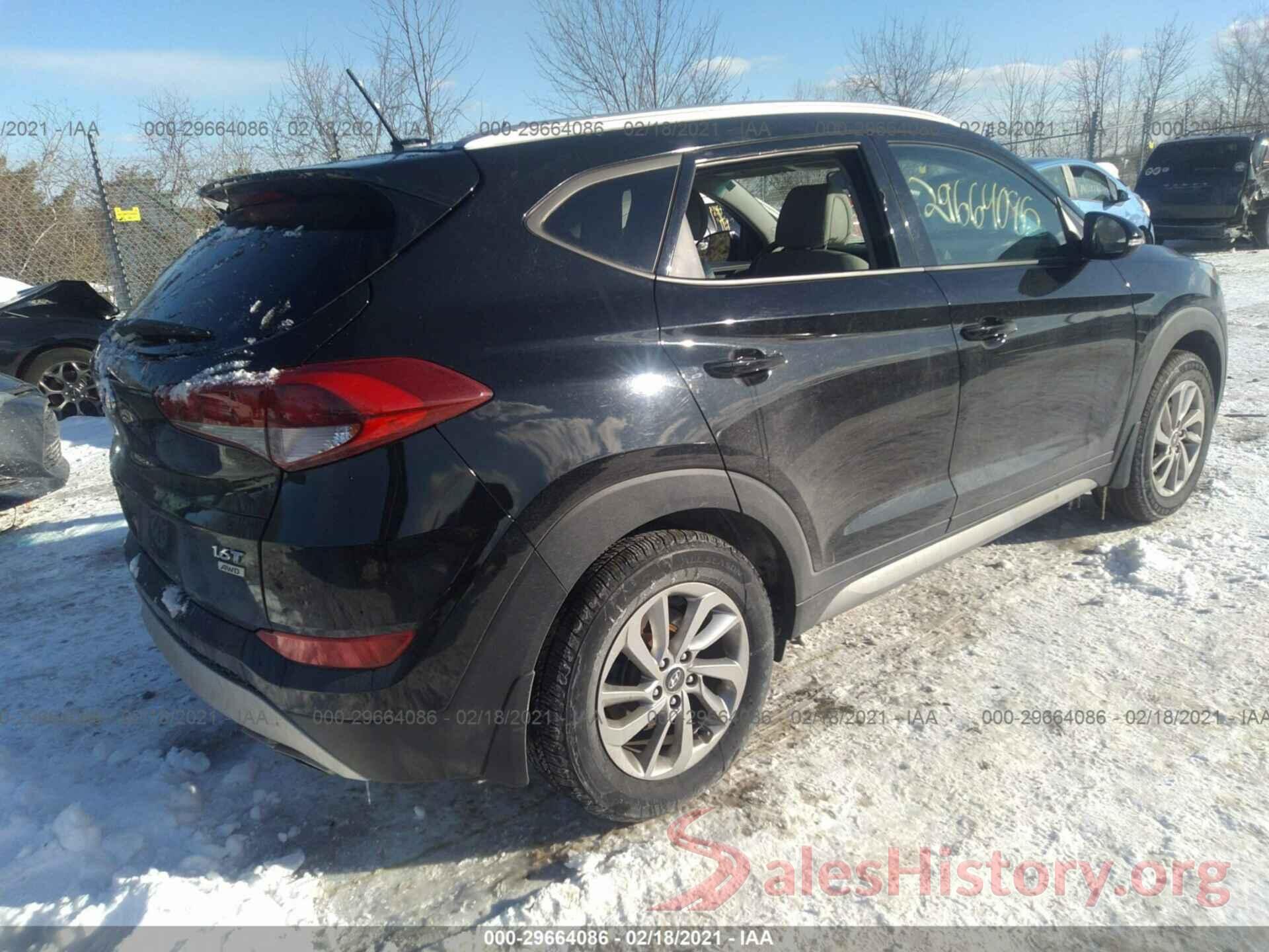 KM8J3CA24HU287484 2017 HYUNDAI TUCSON