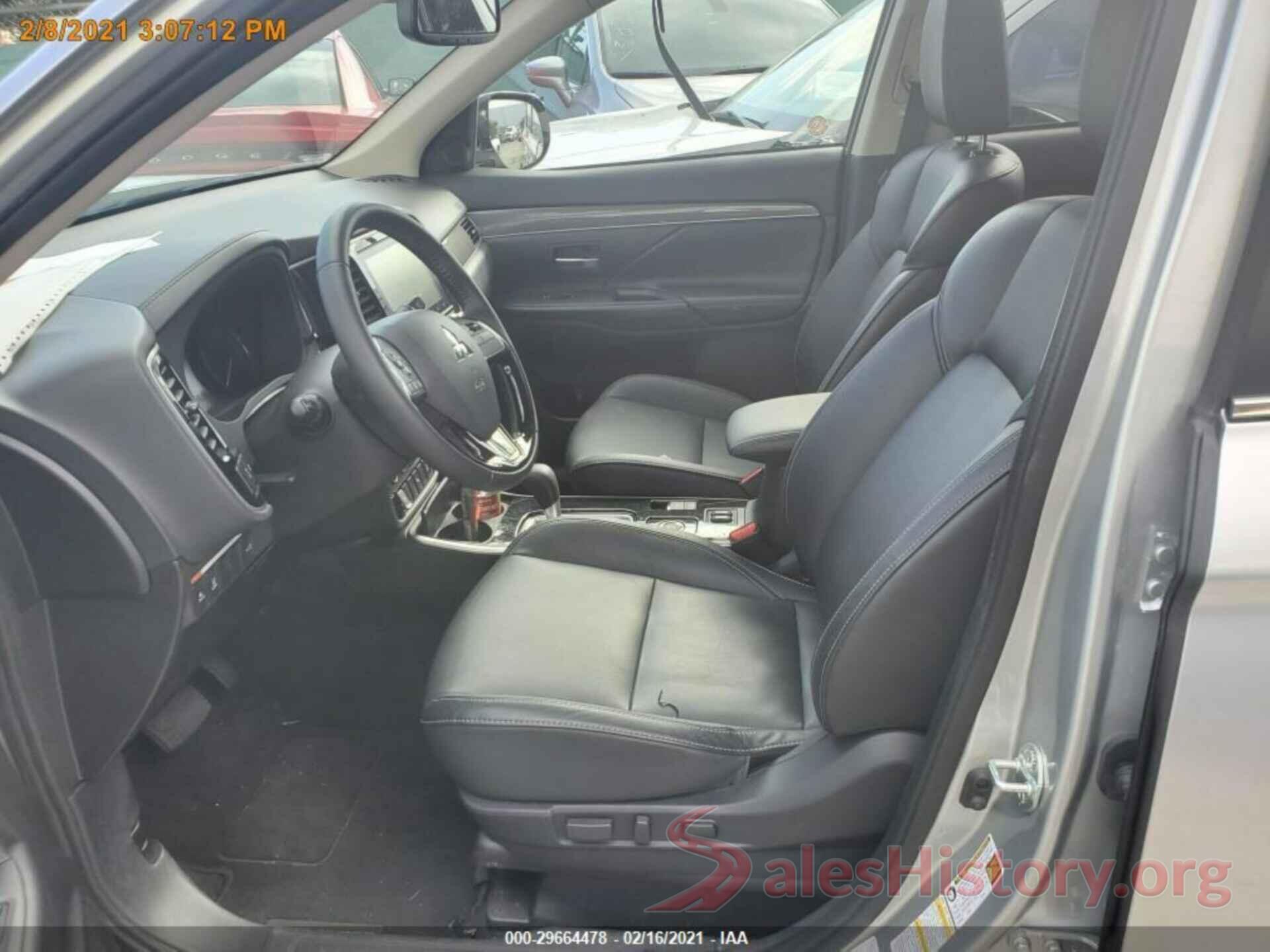 JA4AZ3A35LZ030884 2020 MITSUBISHI OUTLANDER