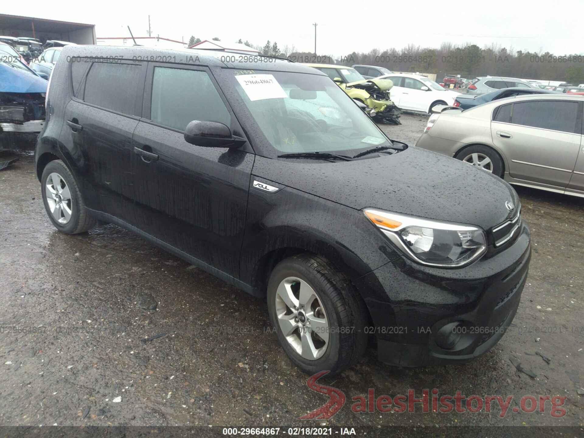 KNDJN2A25J7521158 2018 KIA SOUL