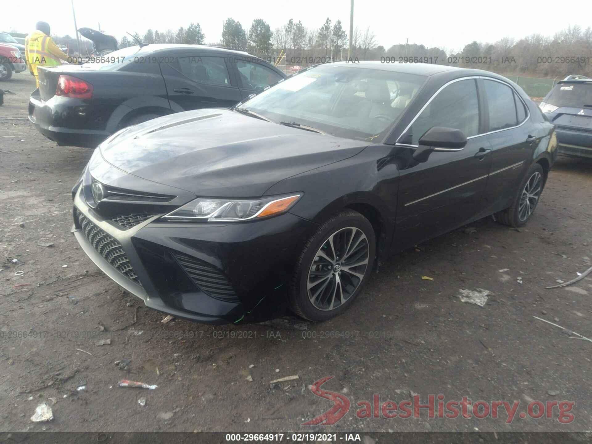 4T1B11HK4JU101341 2018 TOYOTA CAMRY