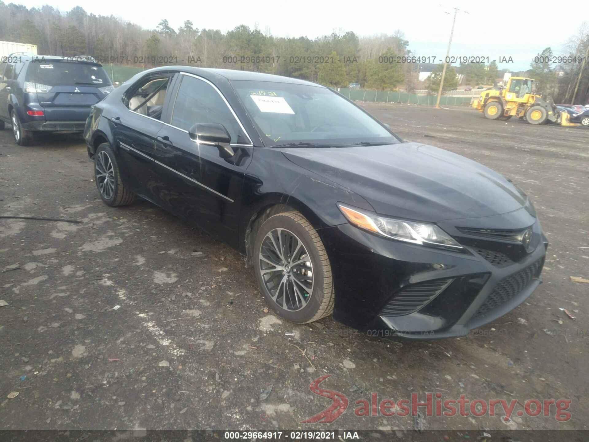 4T1B11HK4JU101341 2018 TOYOTA CAMRY