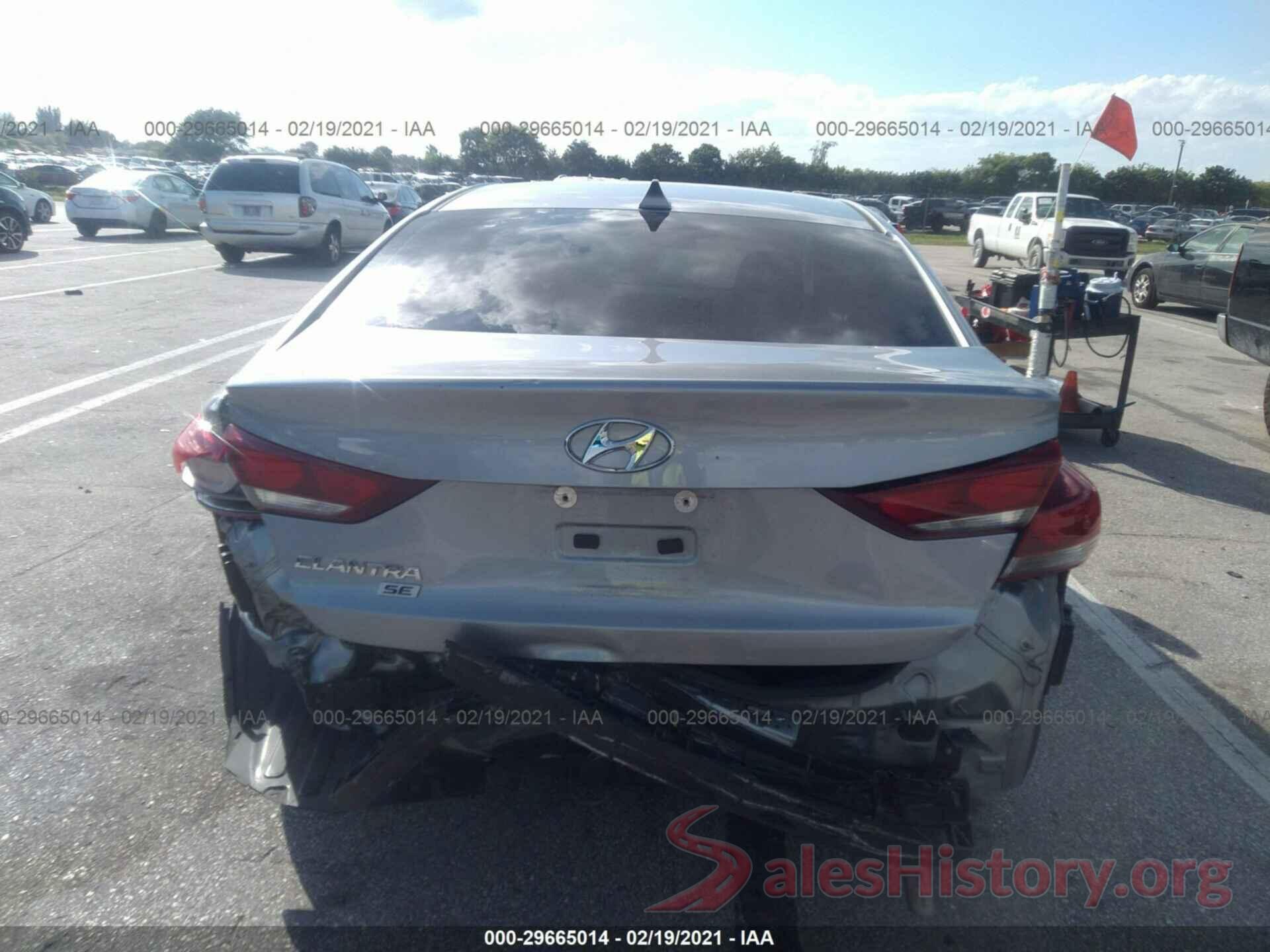 5NPD74LF3JH398961 2018 HYUNDAI ELANTRA