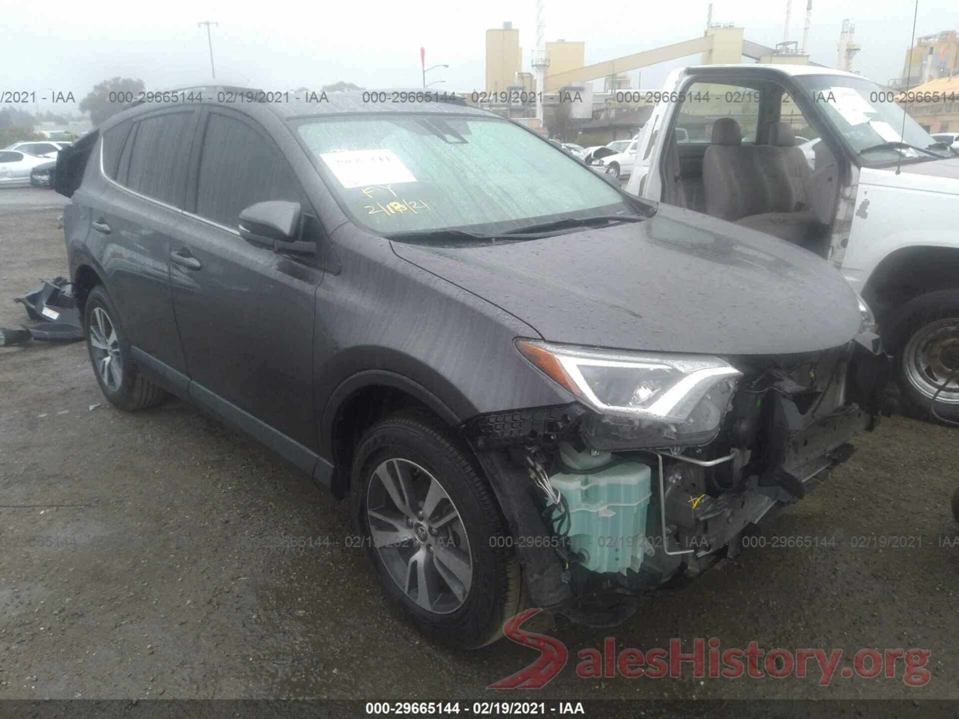 JTMRFREV0JJ182809 2018 TOYOTA RAV4