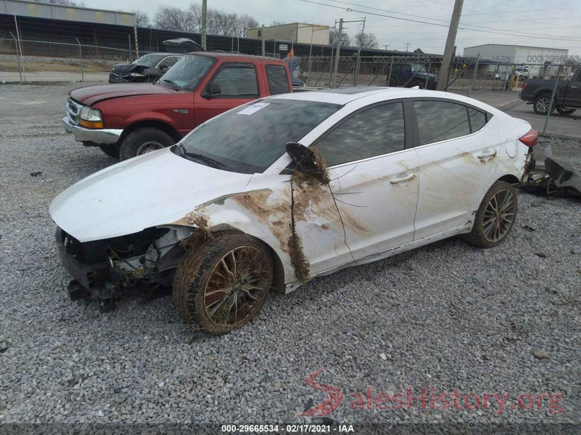 KMHD04LB4JU447667 2018 HYUNDAI ELANTRA