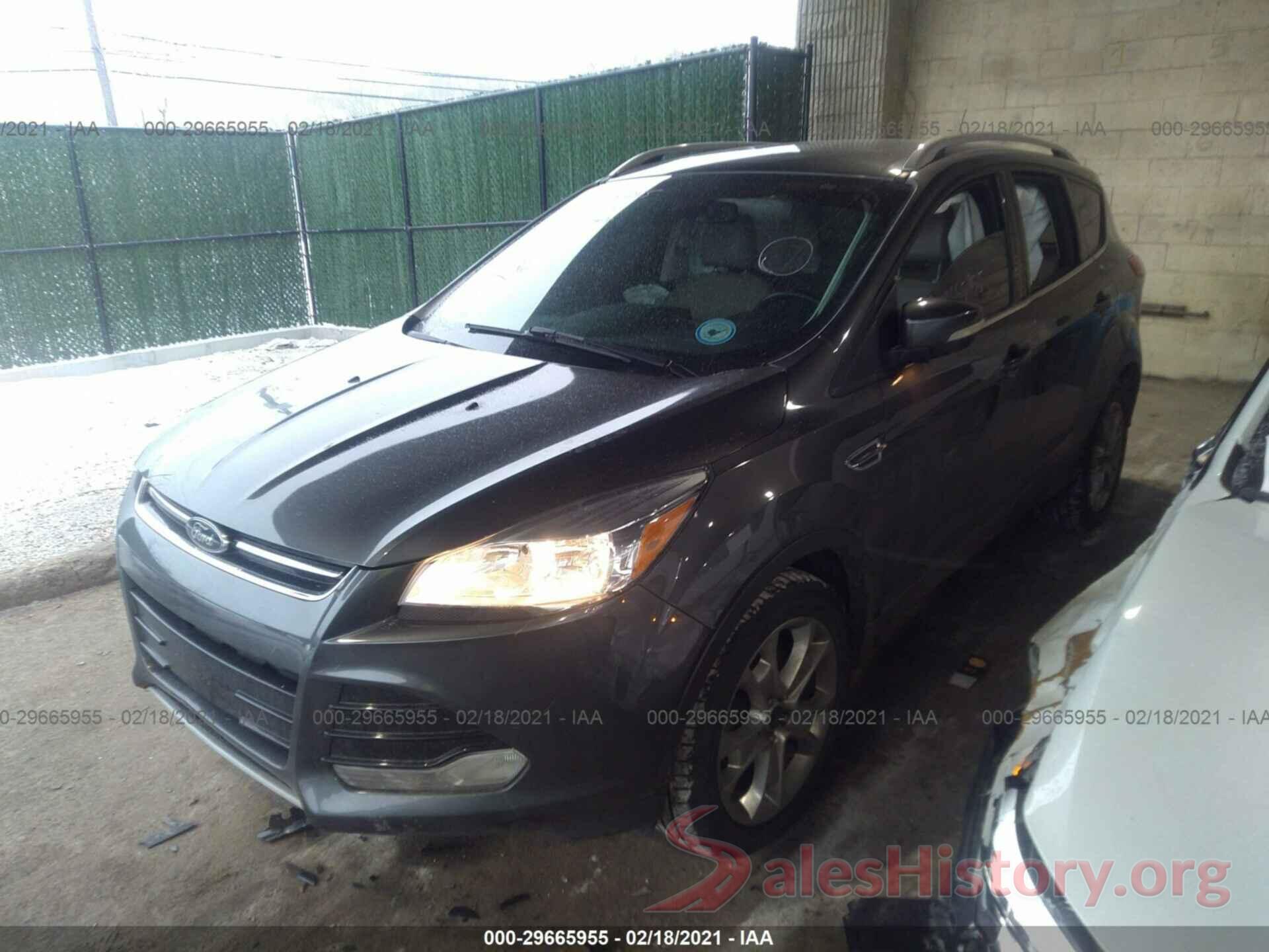 1FMCU9J91GUA77588 2016 FORD ESCAPE