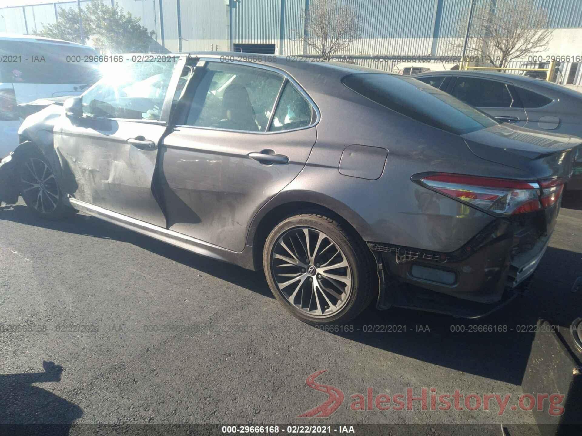 4T1B11HK3JU563177 2018 TOYOTA CAMRY