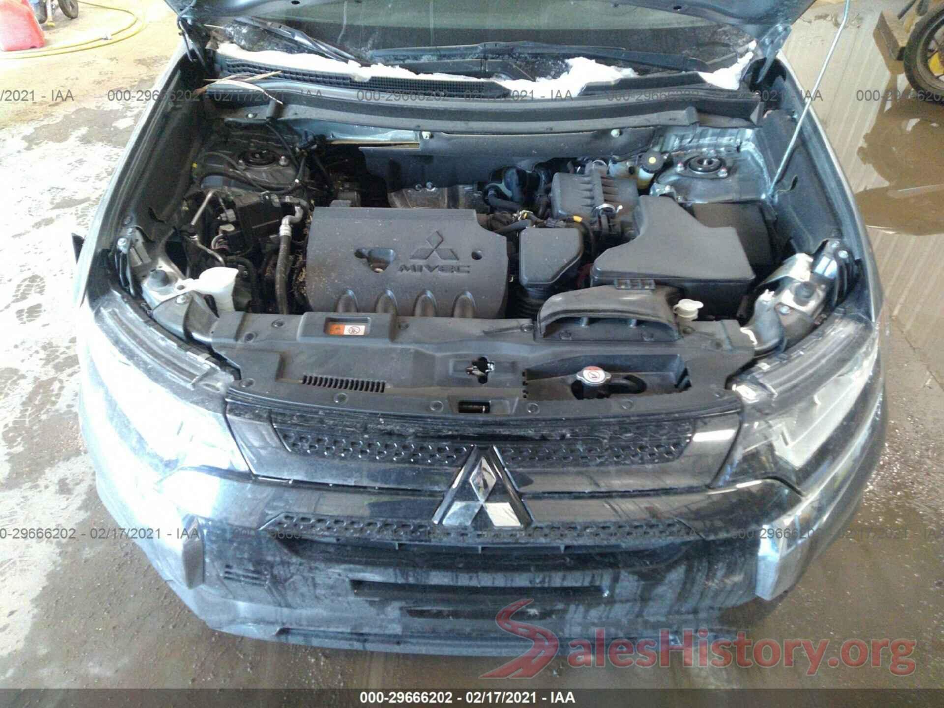 JA4AZ3A3XLZ035112 2020 MITSUBISHI OUTLANDER