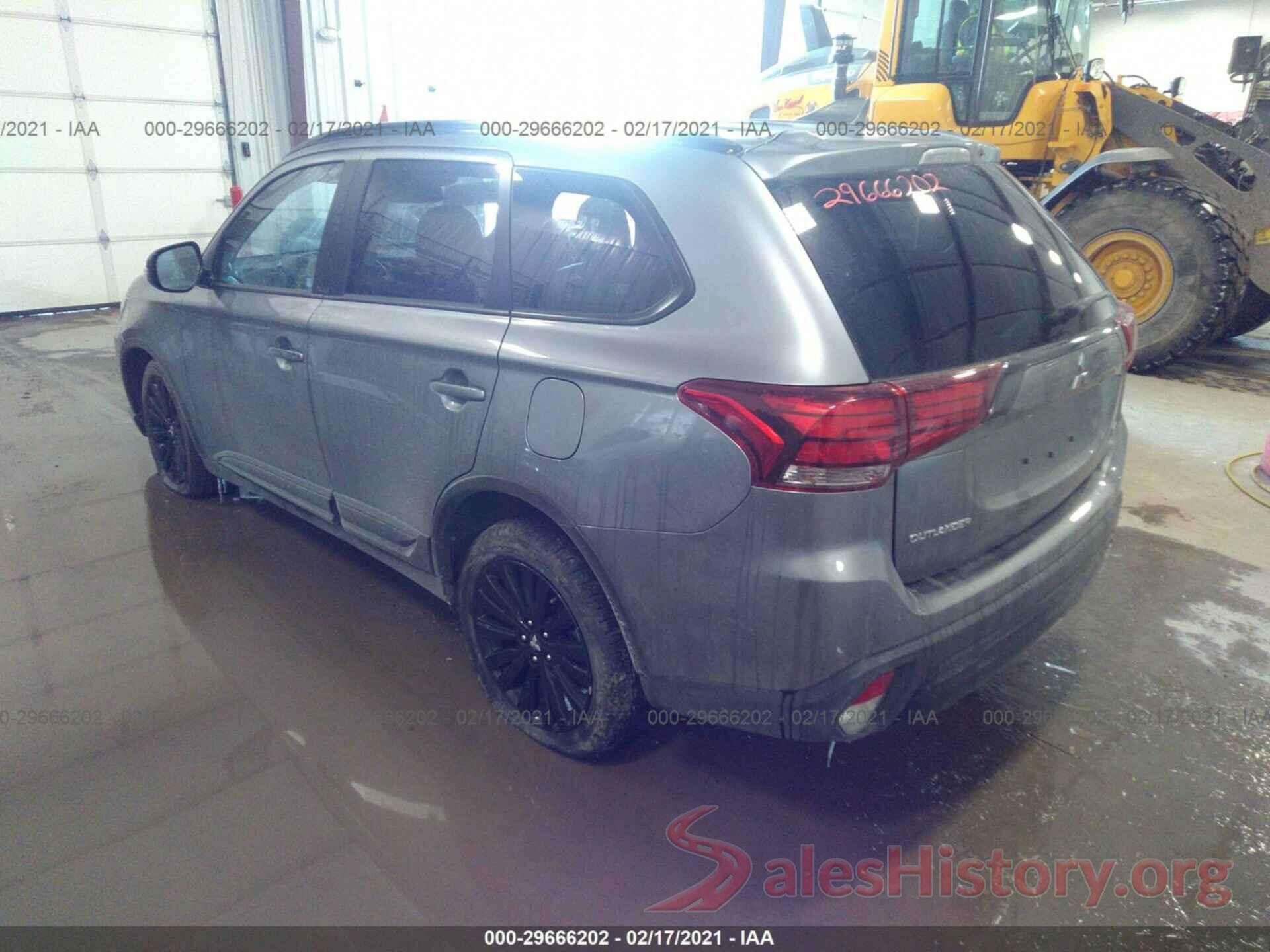 JA4AZ3A3XLZ035112 2020 MITSUBISHI OUTLANDER