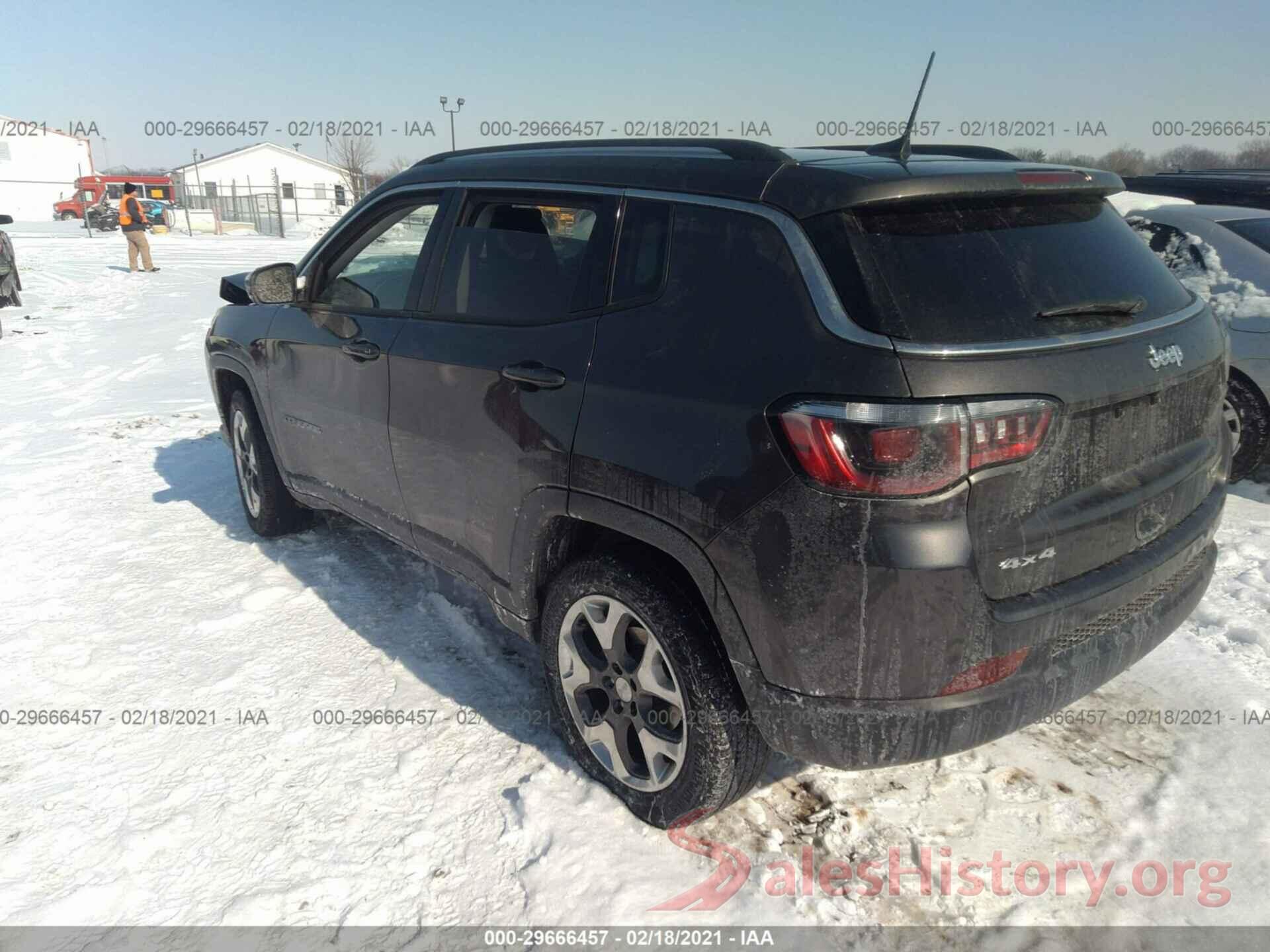 3C4NJDCB3KT619138 2019 JEEP COMPASS