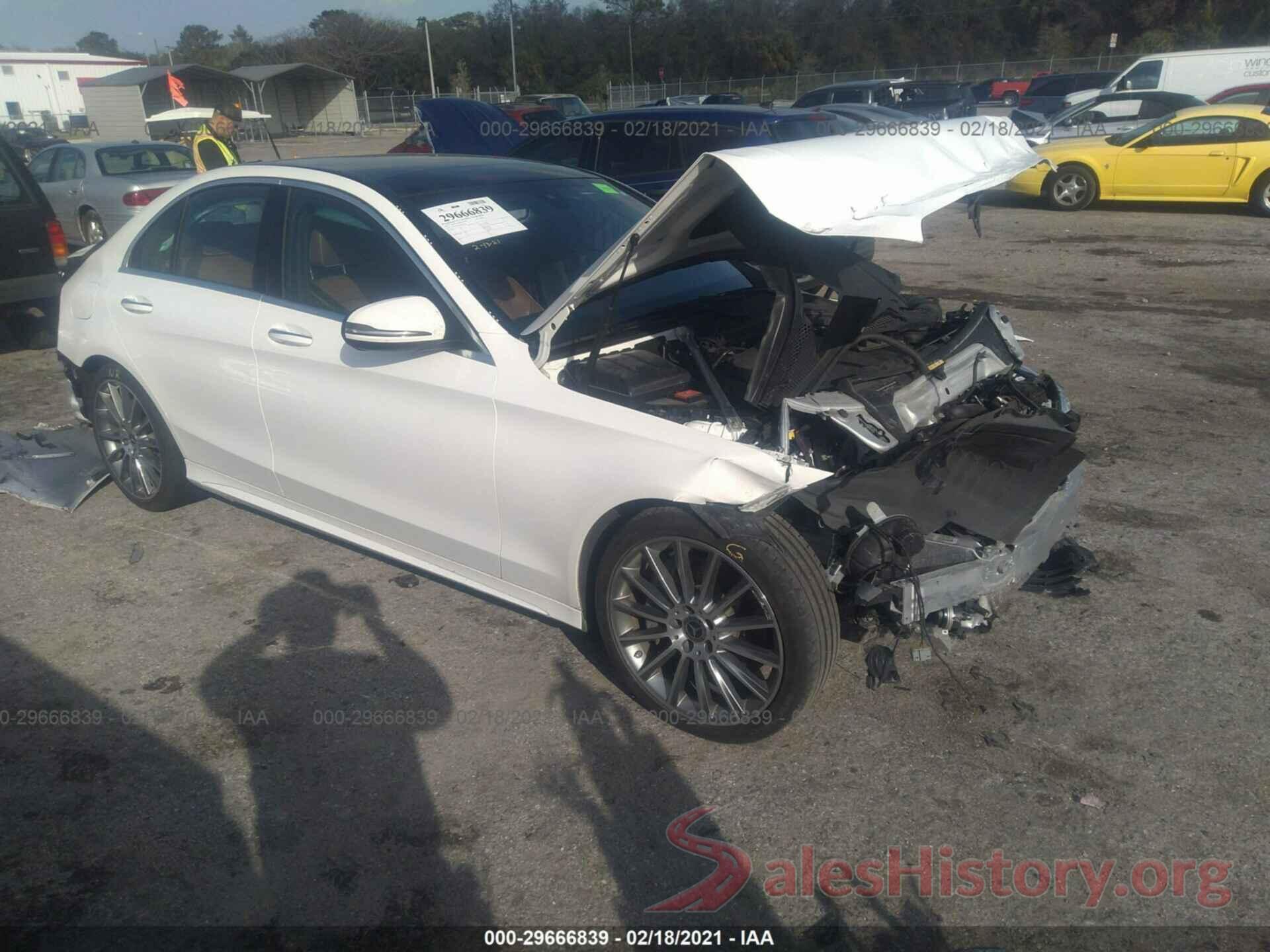 55SWF8DB4KU287834 2019 MERCEDES-BENZ C-CLASS