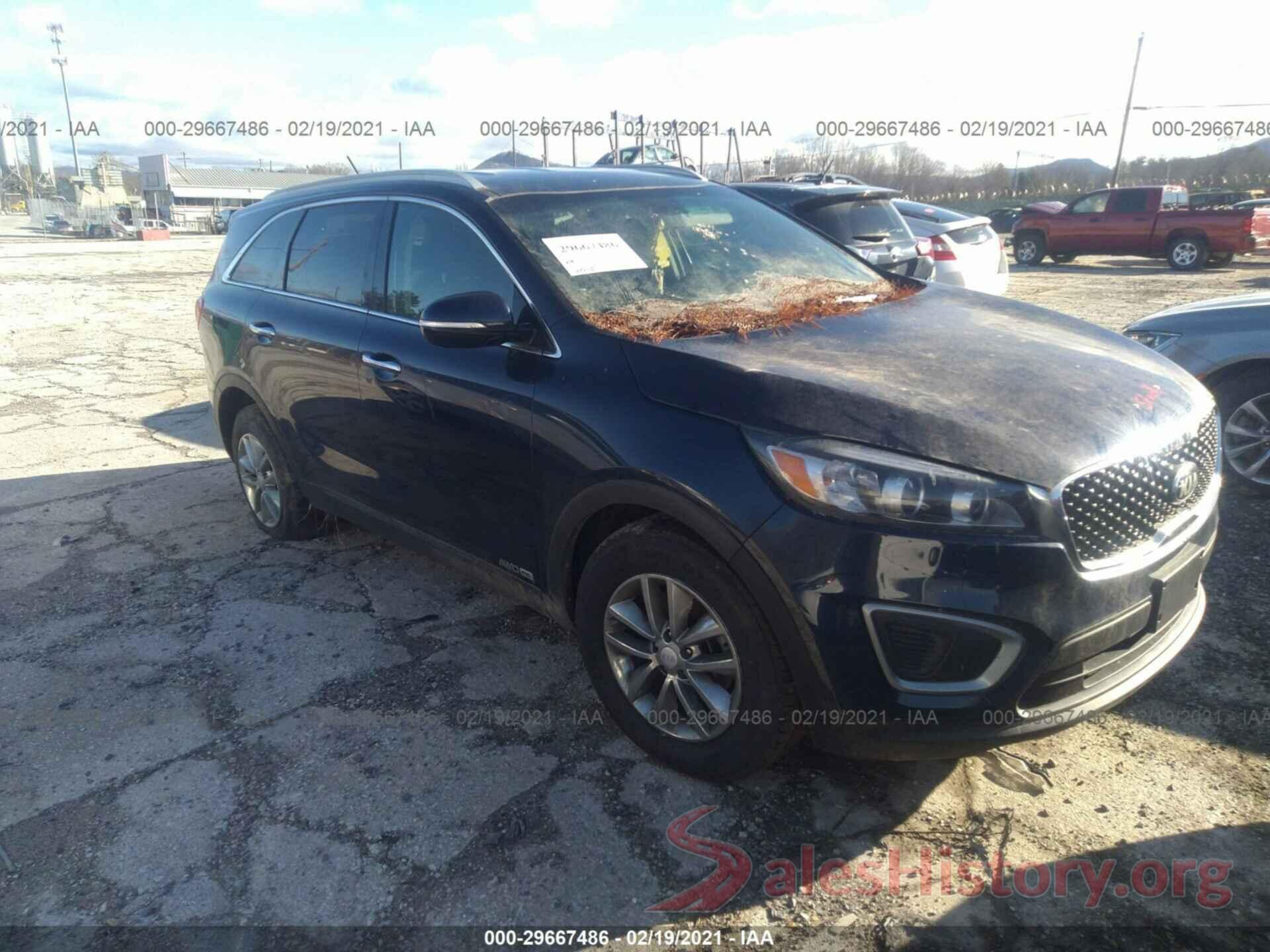 5XYPGDA58GG110777 2016 KIA SORENTO