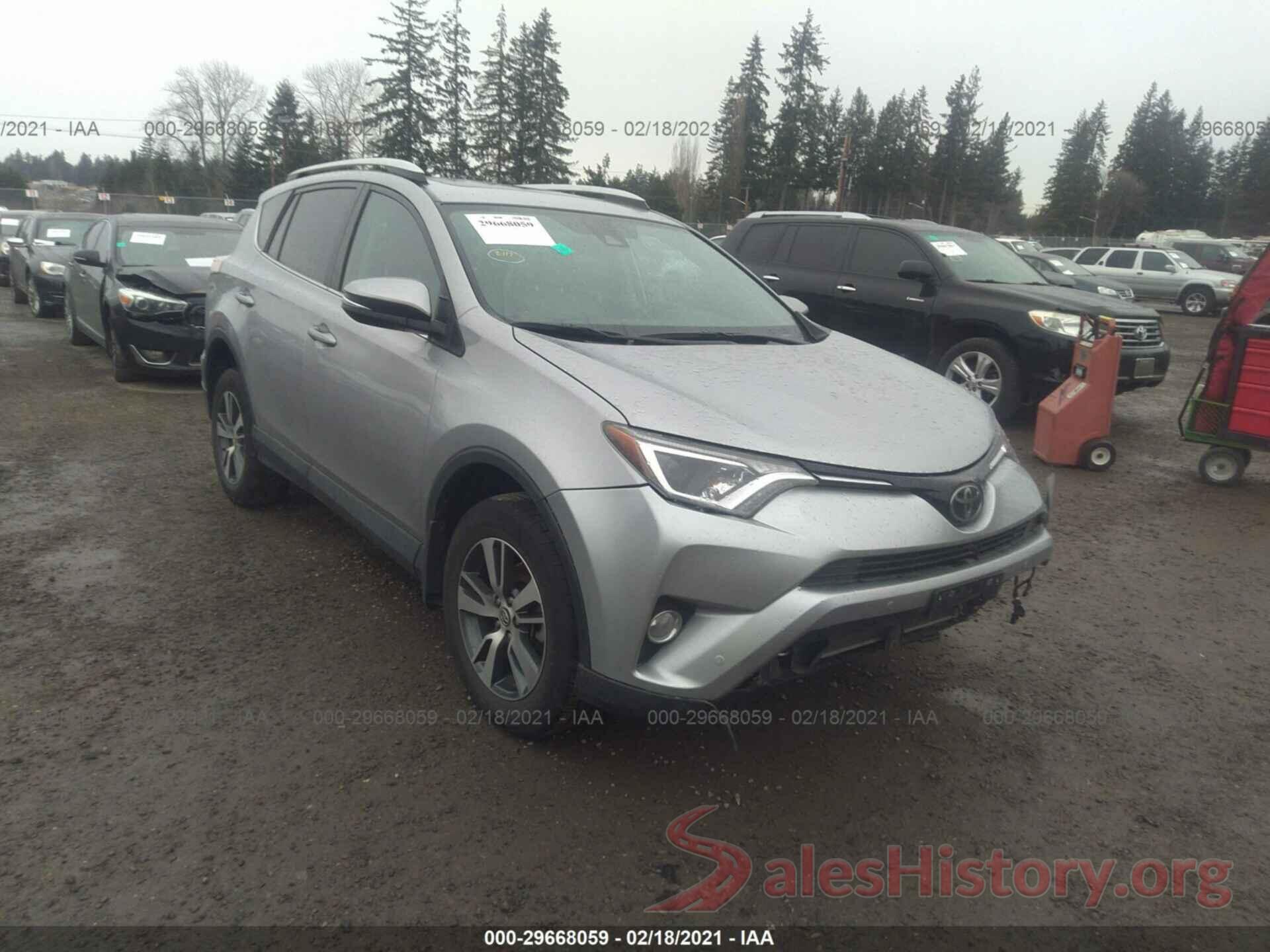 2T3RFREV3GW474772 2016 TOYOTA RAV4