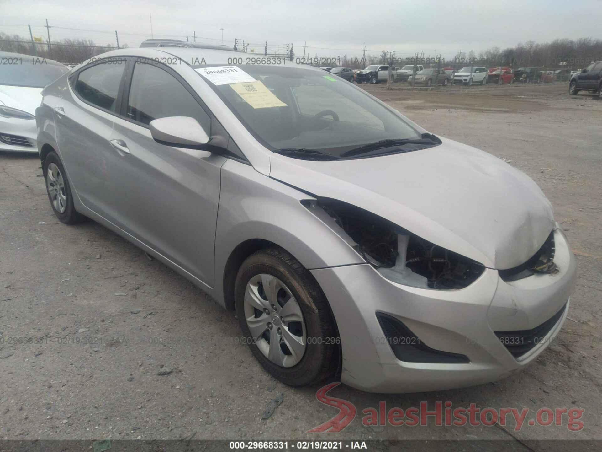 5NPDH4AE0GH717233 2016 HYUNDAI ELANTRA