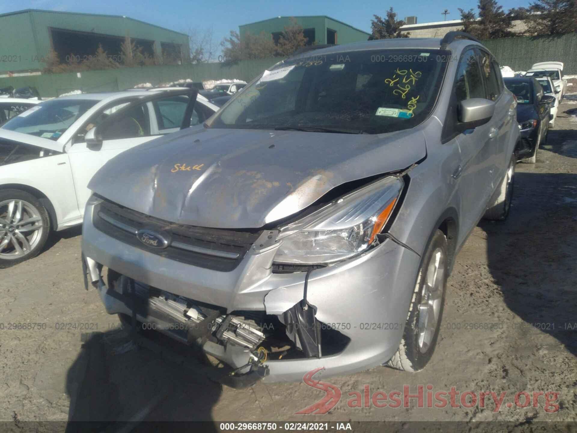 1FMCU9G92GUC04016 2016 FORD ESCAPE