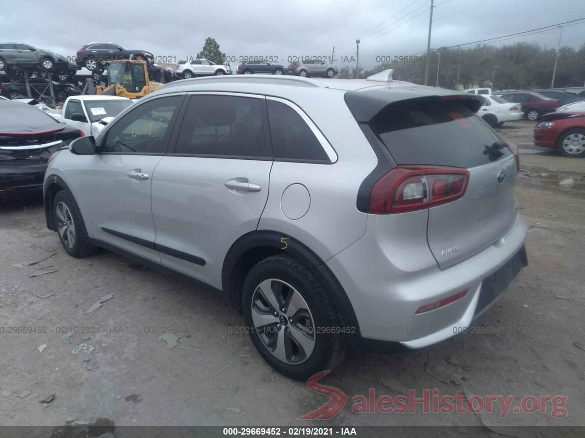 KNDCC3LC1J5107994 2018 KIA NIRO