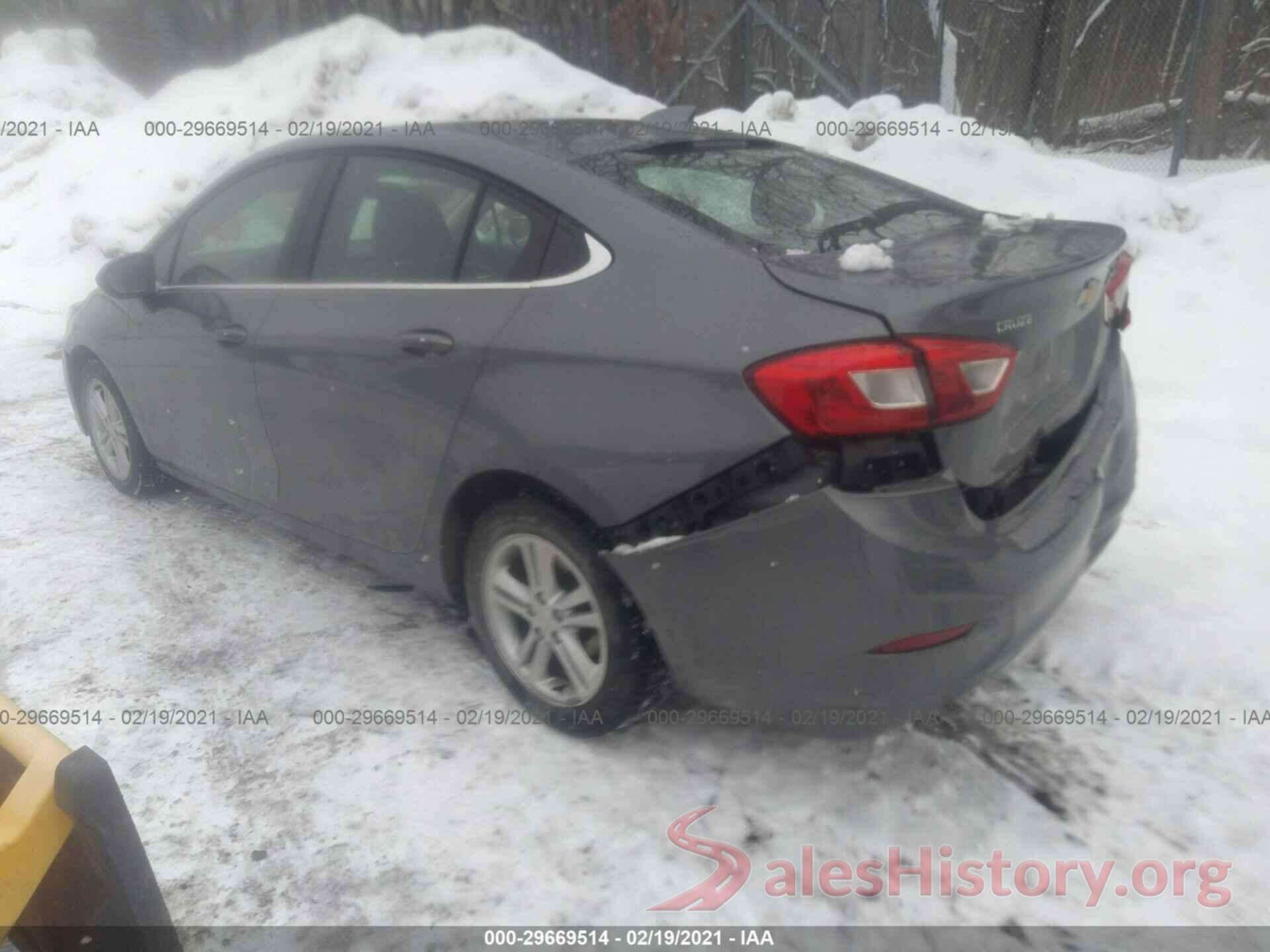 1G1BE5SM4J7246977 2018 CHEVROLET CRUZE