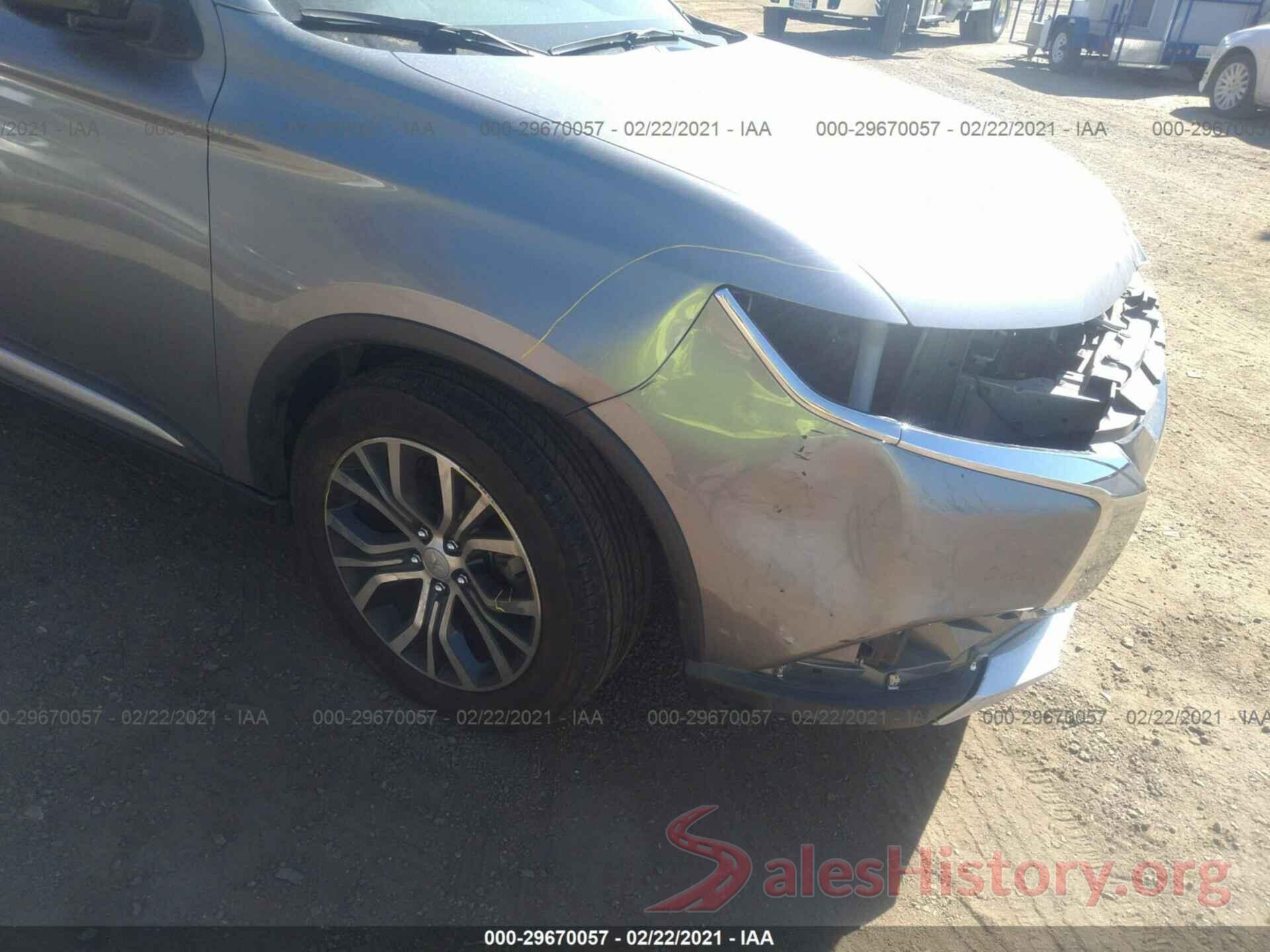 JA4AZ3A34JZ061895 2018 MITSUBISHI OUTLANDER