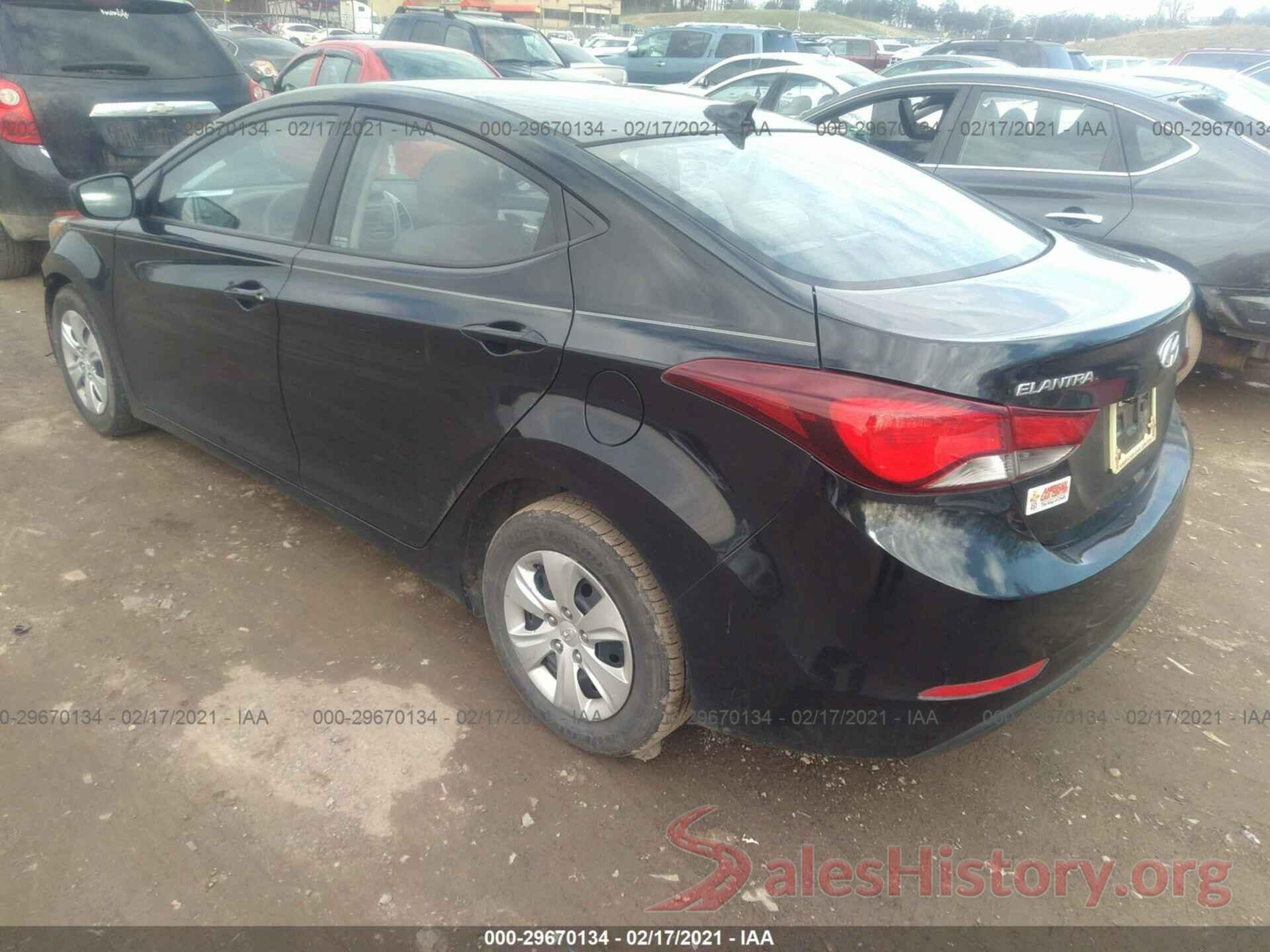 5NPDH4AE1GH786447 2016 HYUNDAI ELANTRA