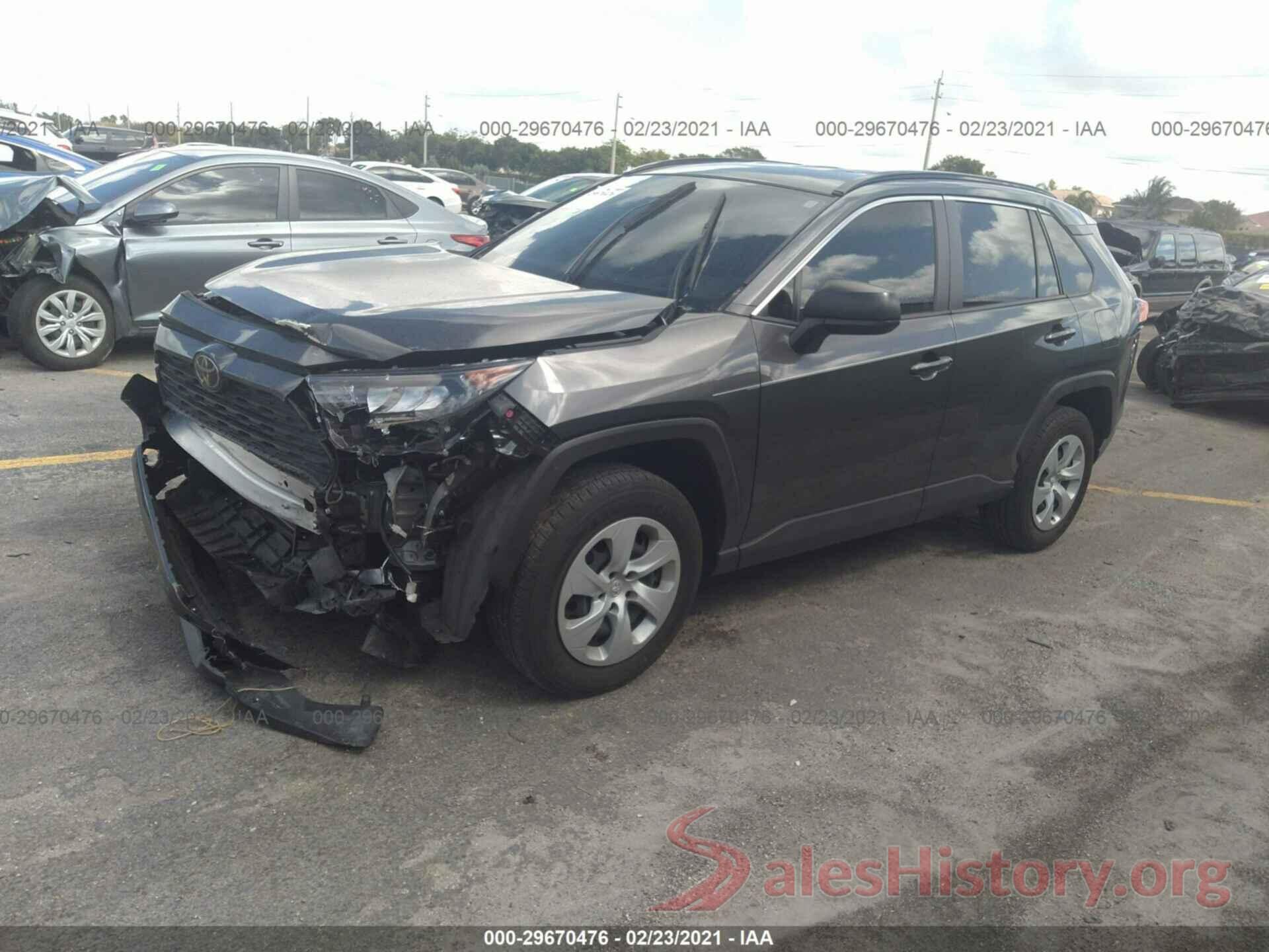 JTMH1RFV1KJ007513 2019 TOYOTA RAV4