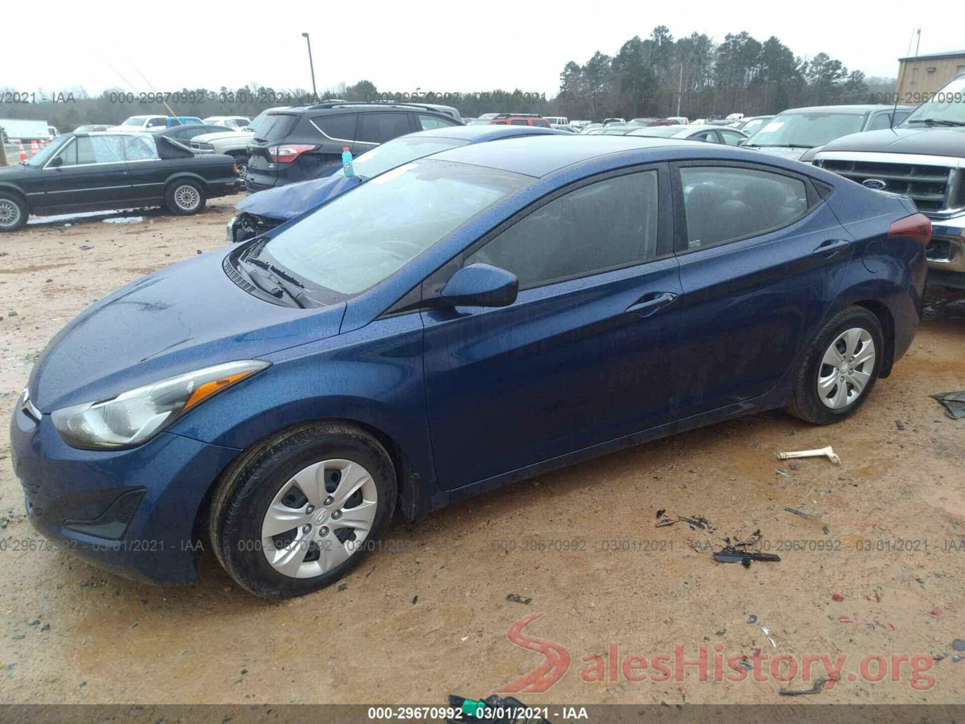 5NPDH4AE2GH732221 2016 HYUNDAI ELANTRA