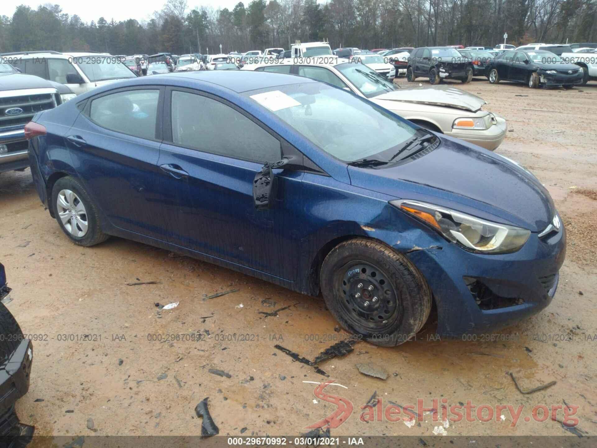 5NPDH4AE2GH732221 2016 HYUNDAI ELANTRA