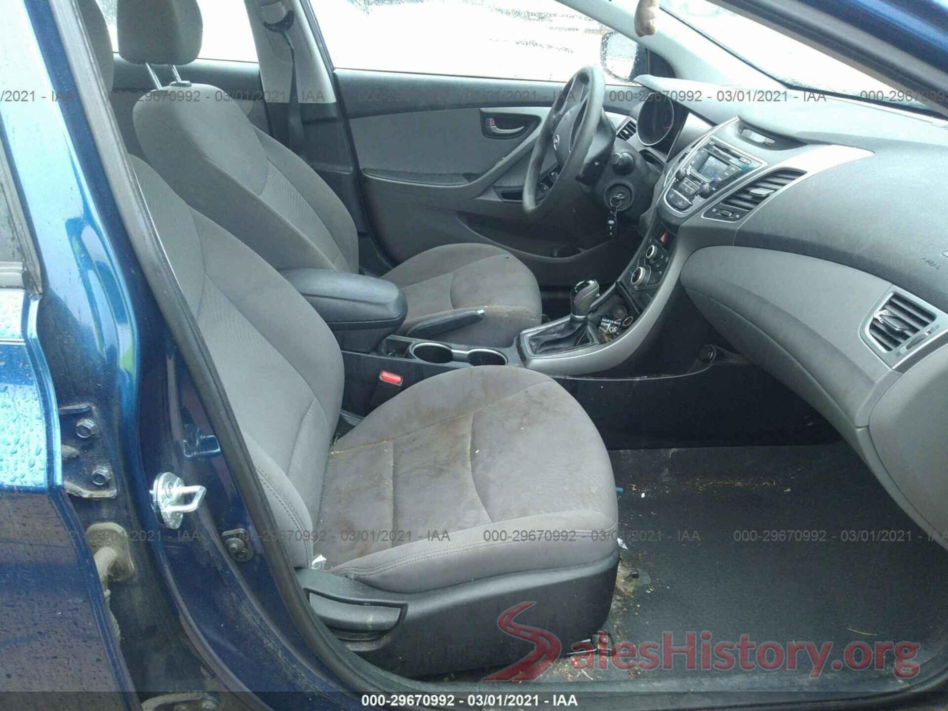 5NPDH4AE2GH732221 2016 HYUNDAI ELANTRA