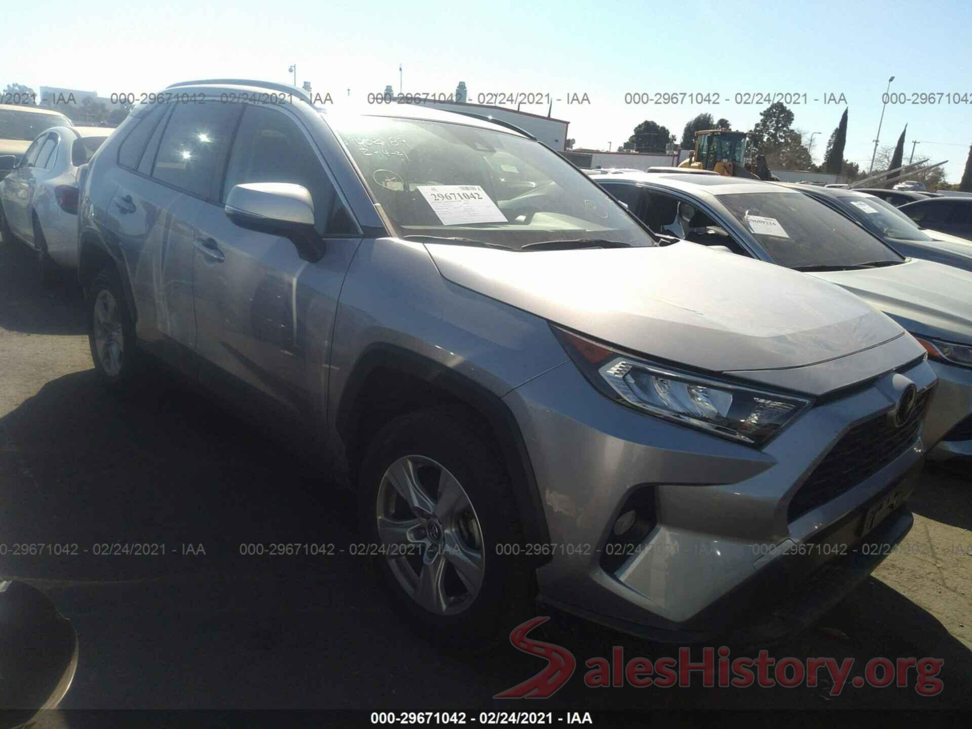 JTMW1RFV2KD028957 2019 TOYOTA RAV4