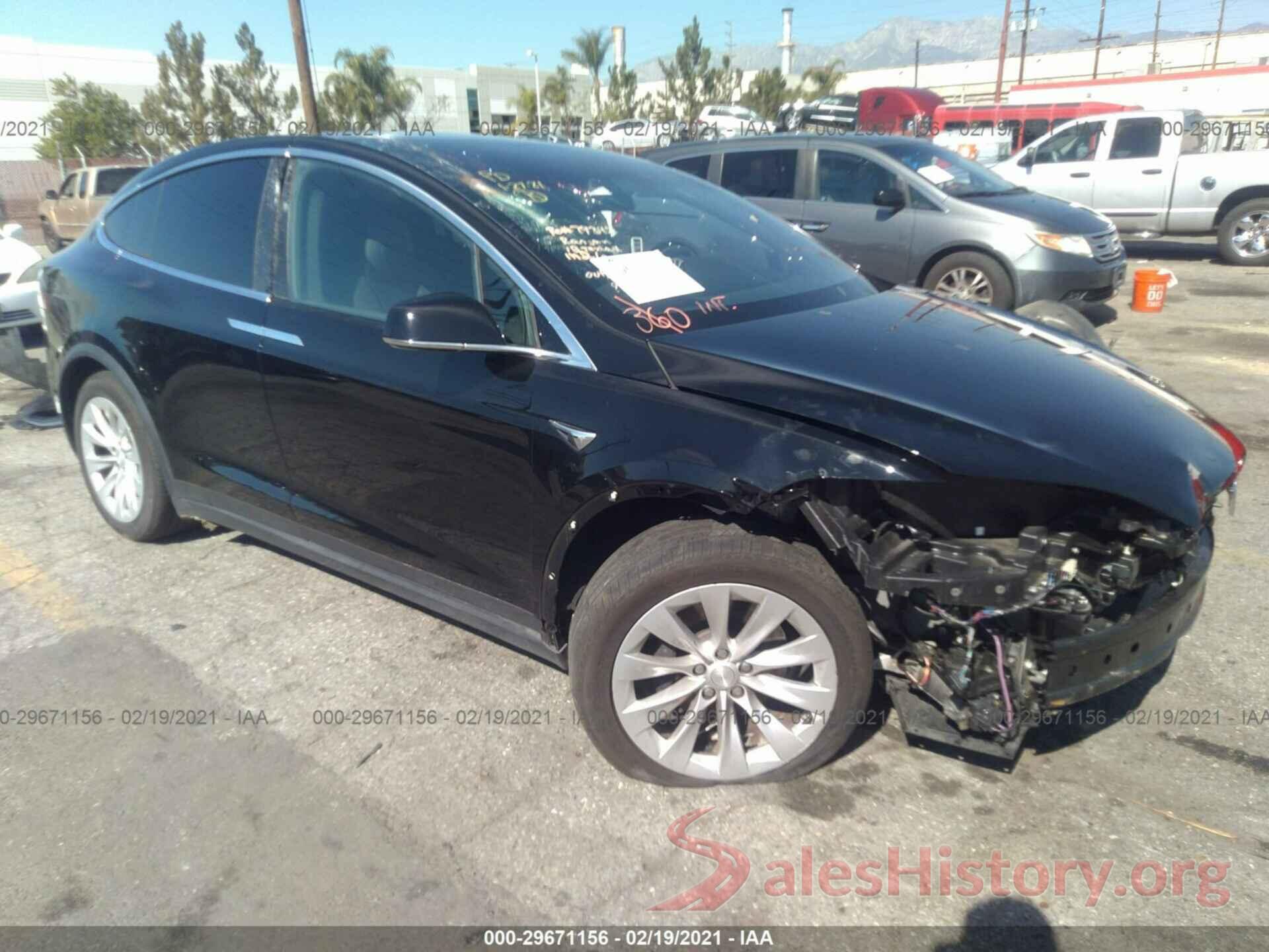 5YJXCDE24JF089579 2018 TESLA MODEL X